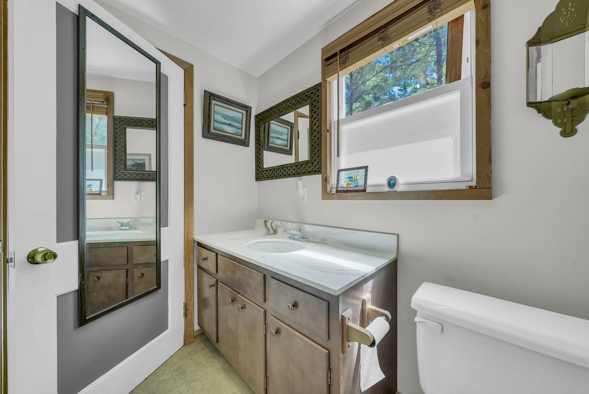 9750 Jackson Street, St. Helen