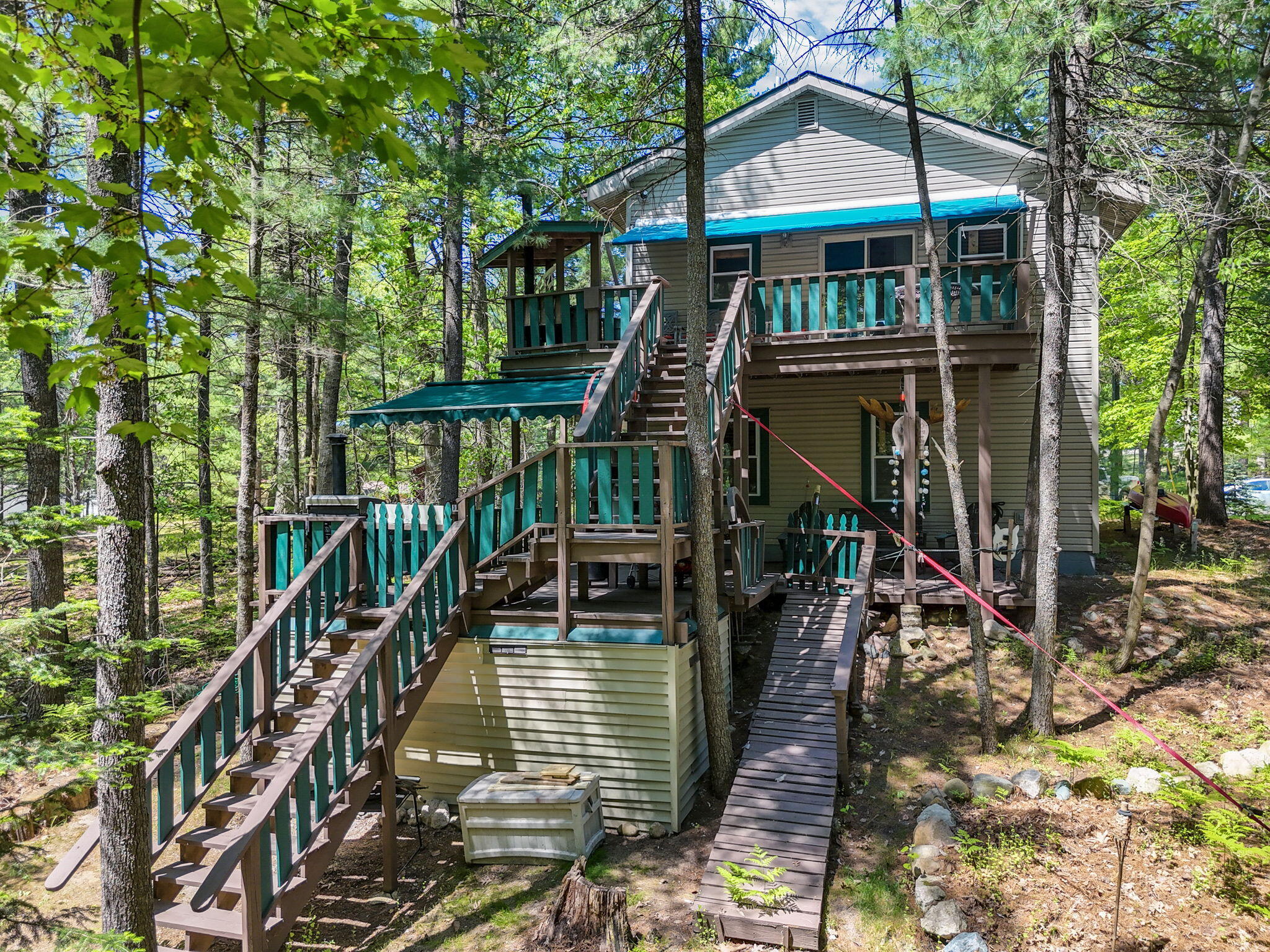 9750 Jackson Street, St. Helen
