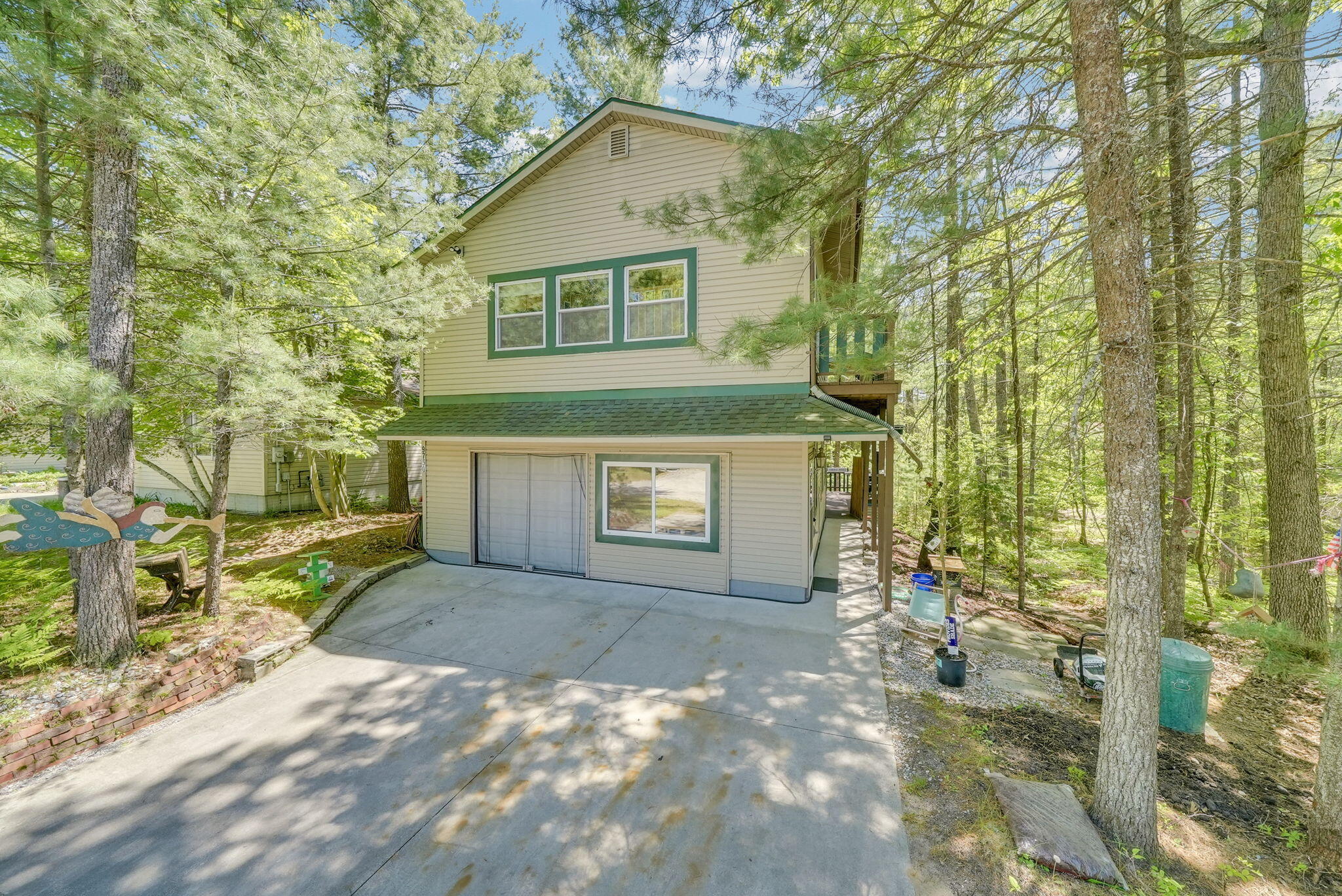 9750 Jackson Street, St. Helen