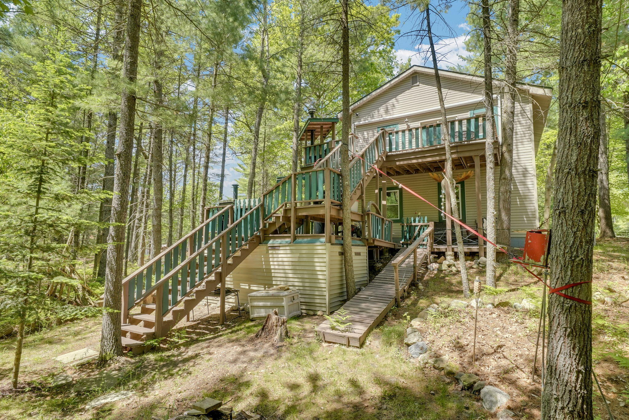 9750 Jackson Street, St. Helen