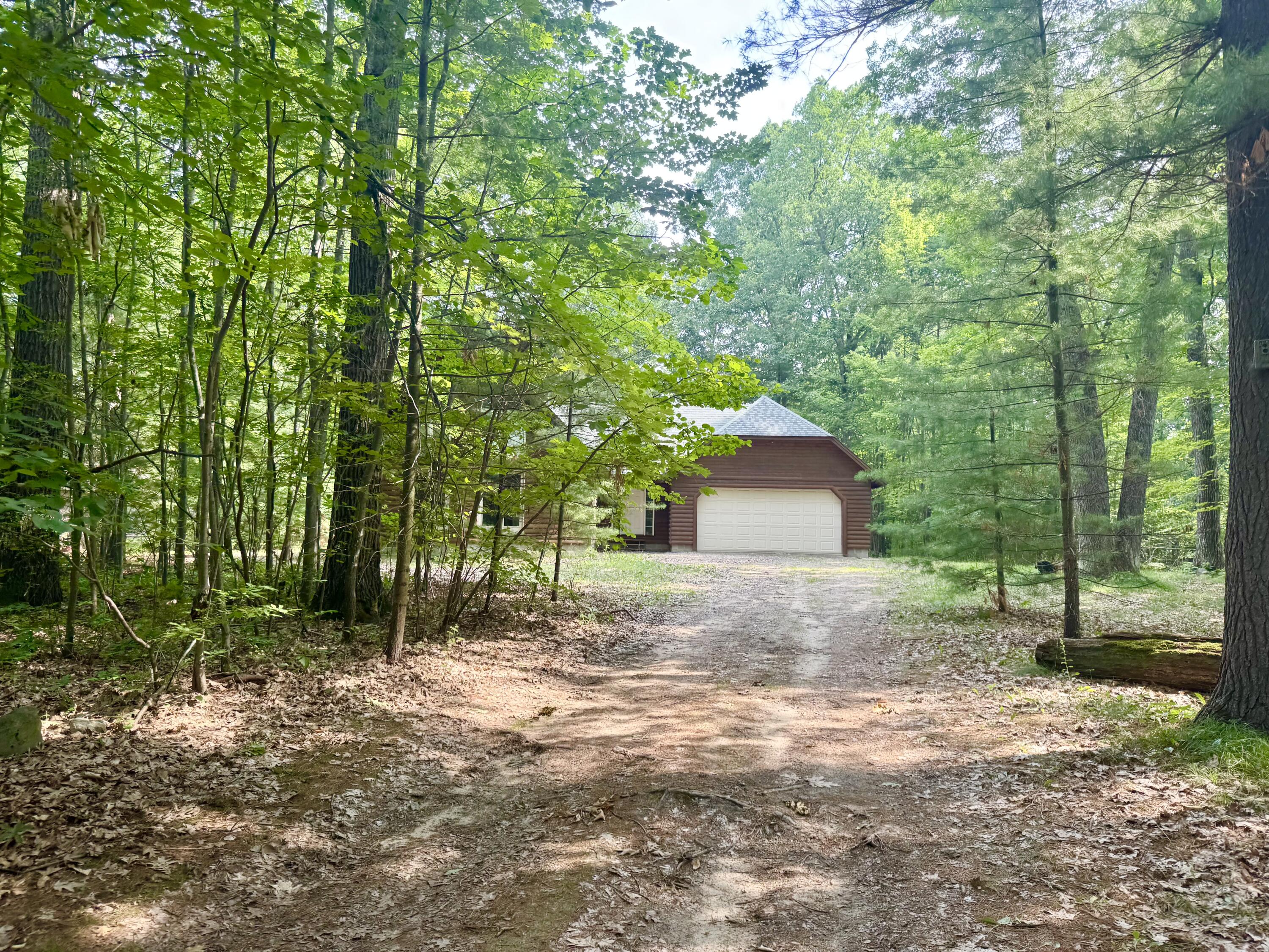 107 Teaberry Lane