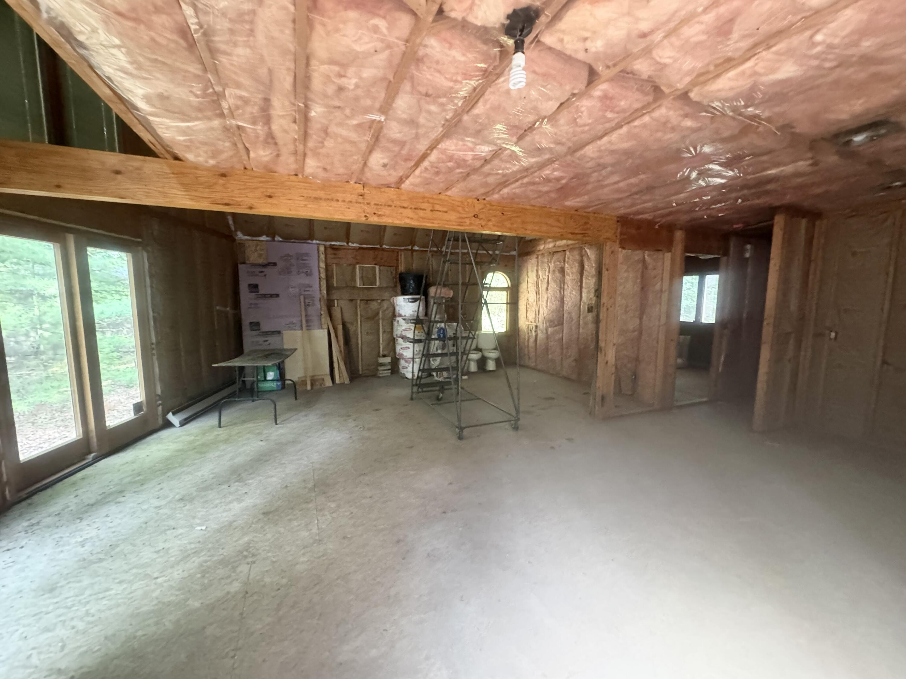107 Teaberry Lane