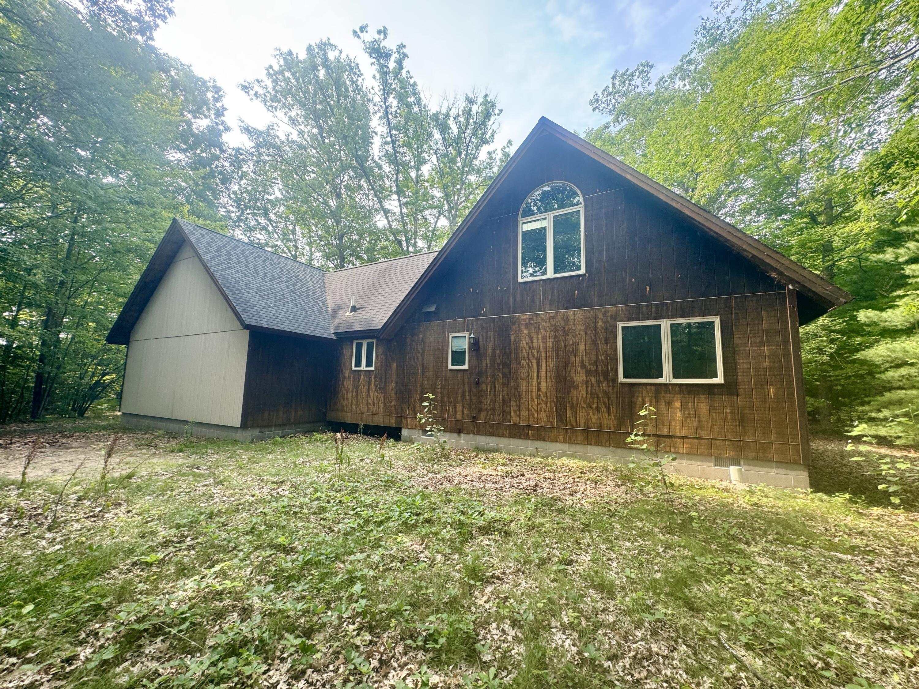 107 Teaberry Lane