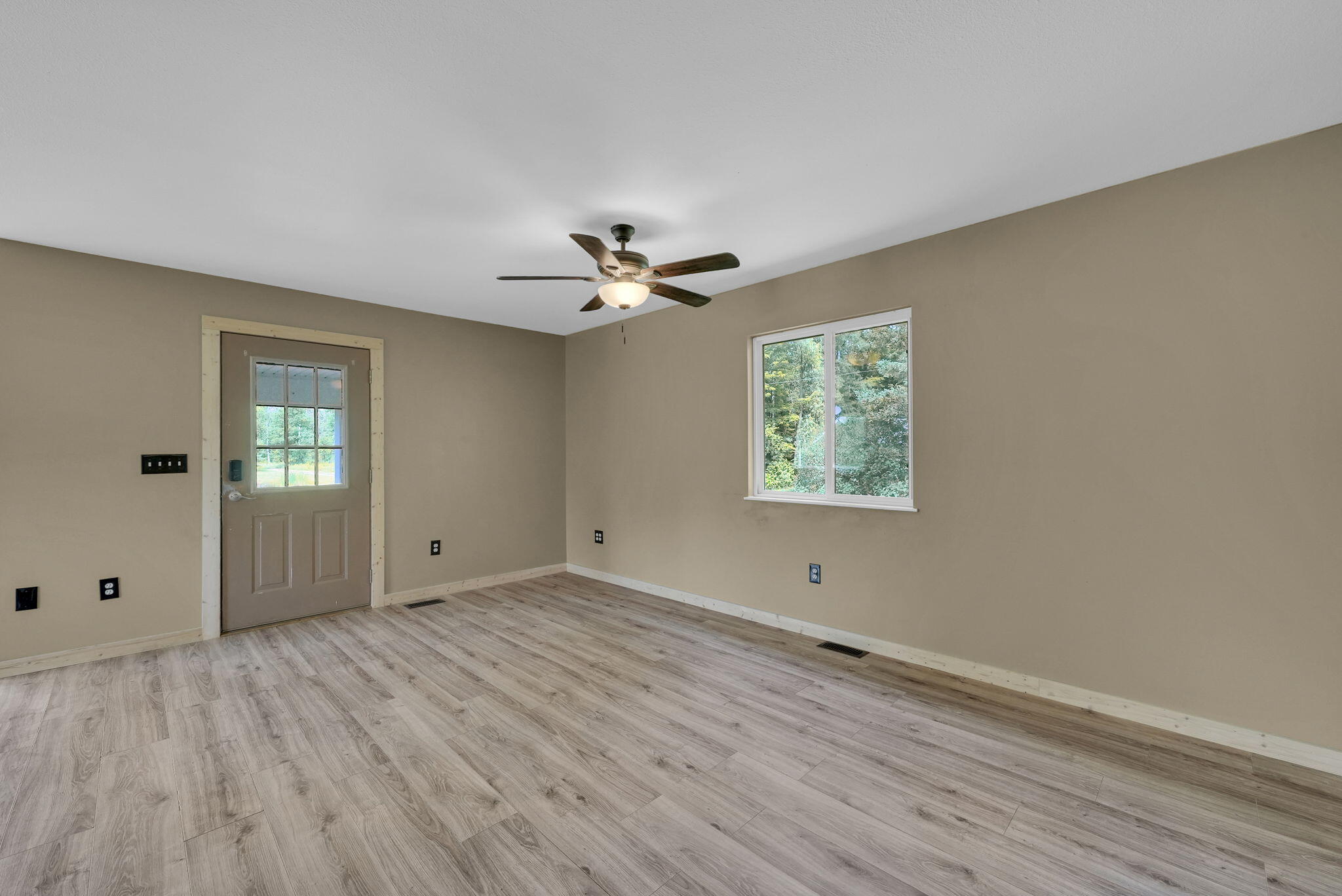 850 S Maple Valley Road, St. Helen