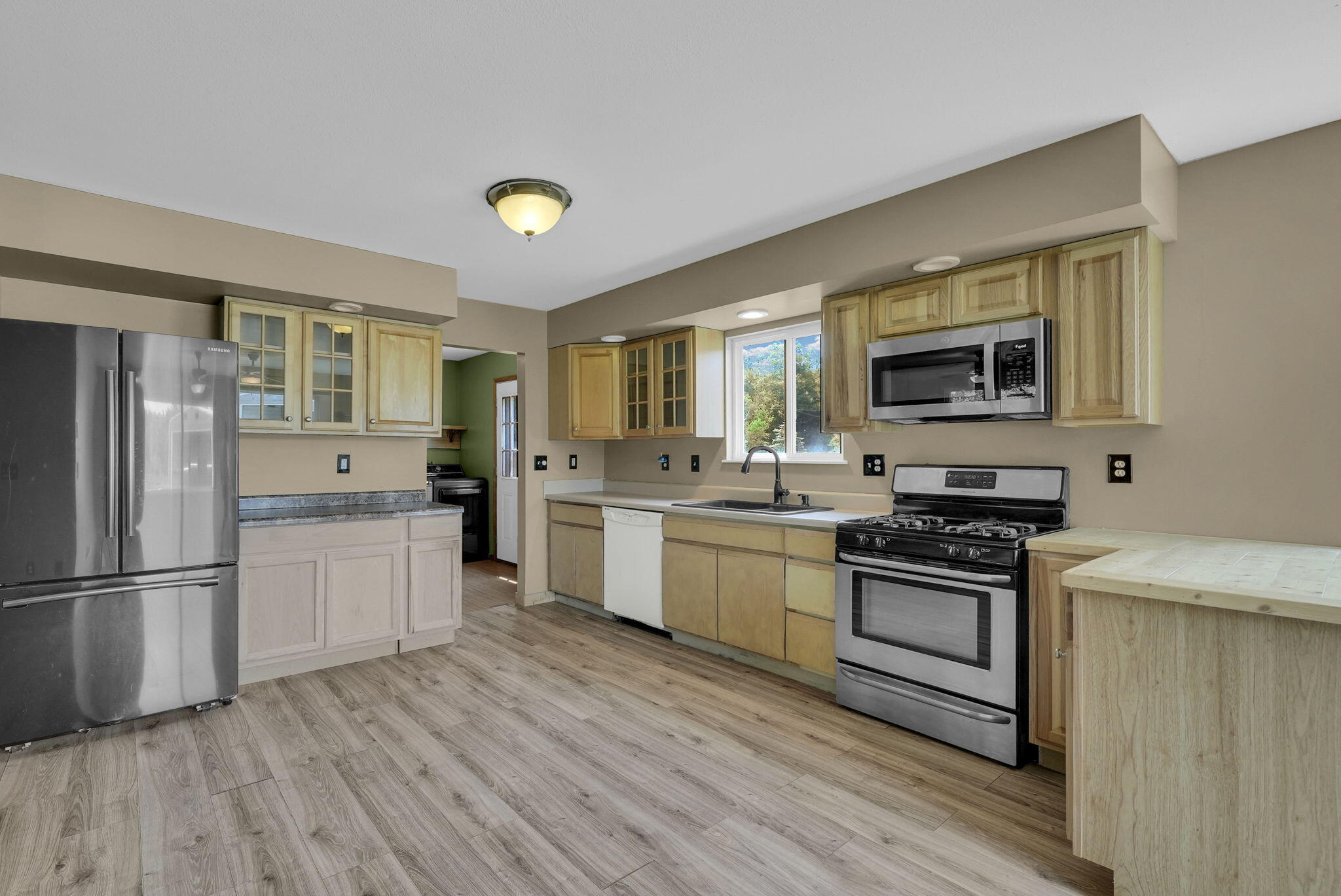 850 S Maple Valley Road, St. Helen