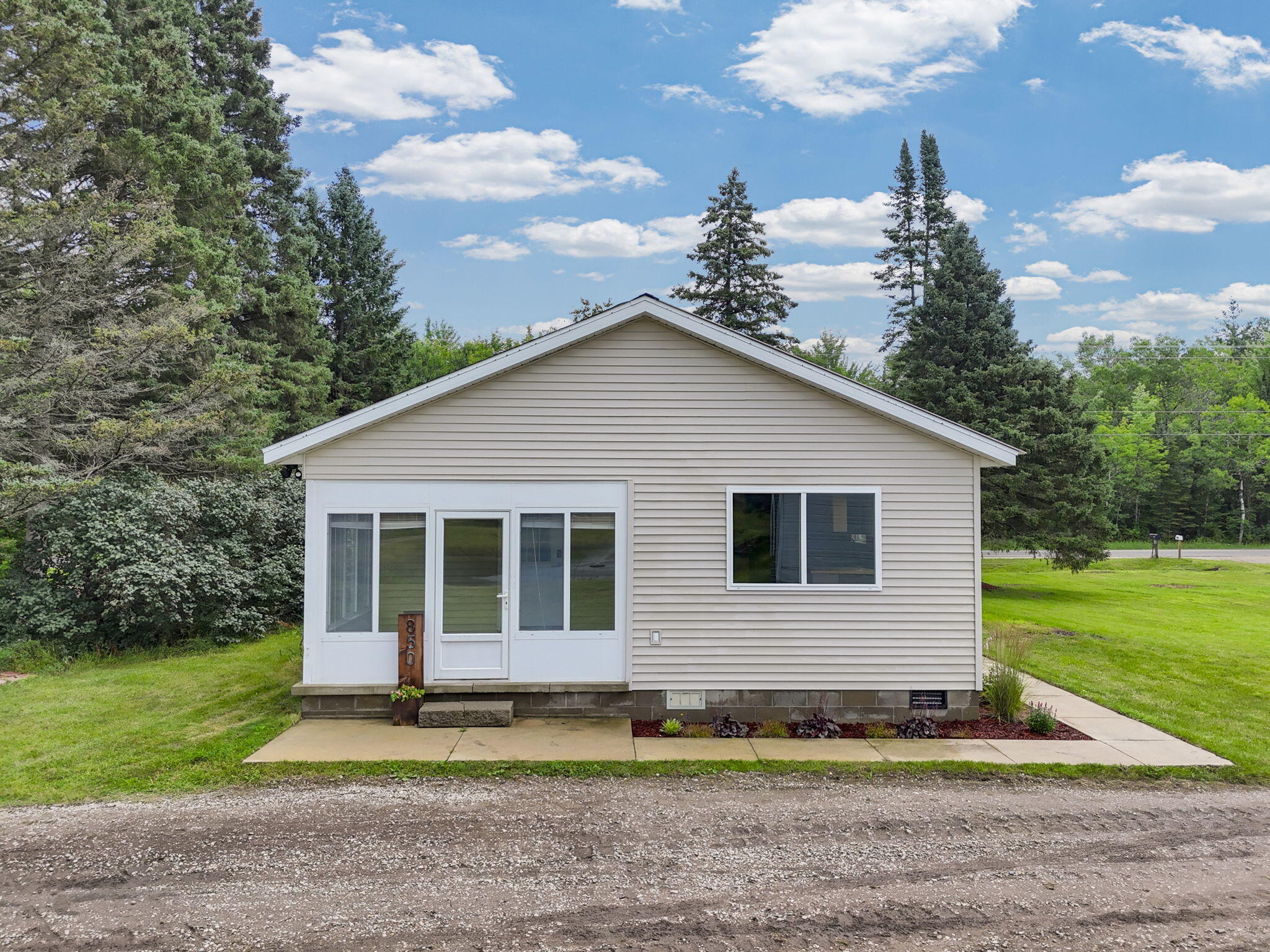 850 S Maple Valley Road, St. Helen