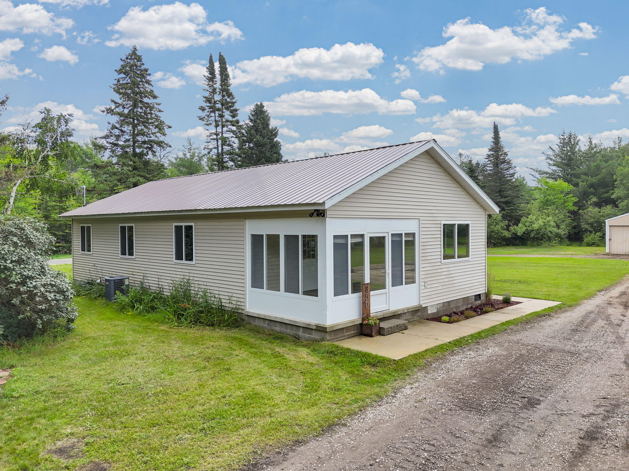 850 S Maple Valley Road, St. Helen