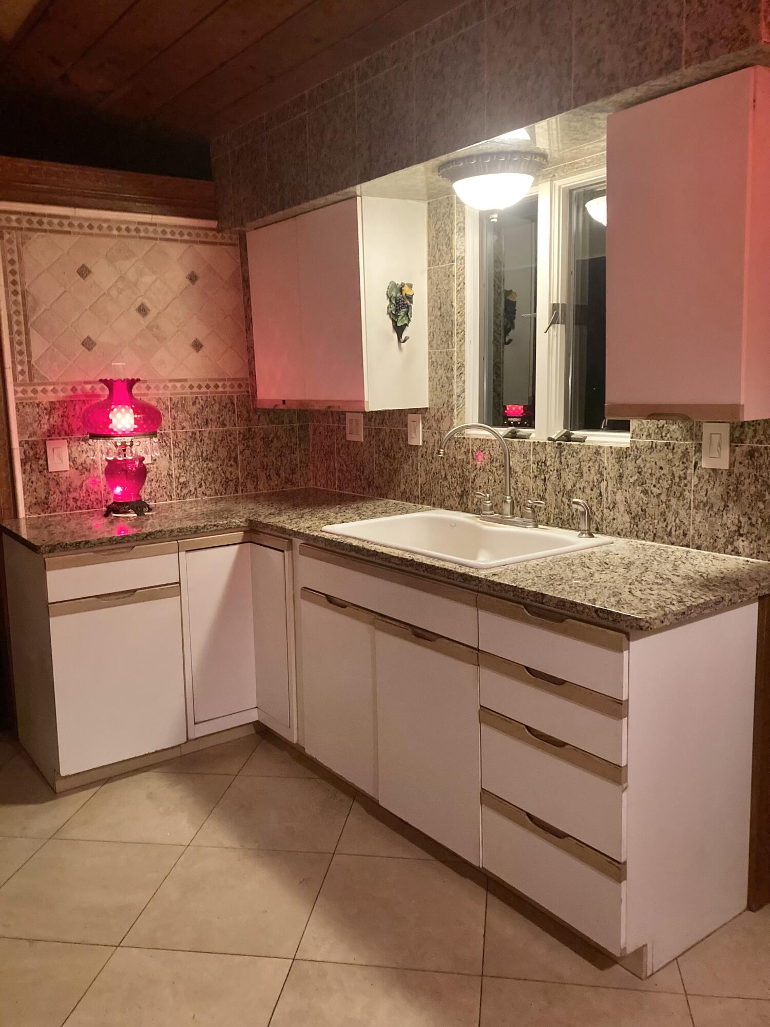 1548 Sunterra Trail