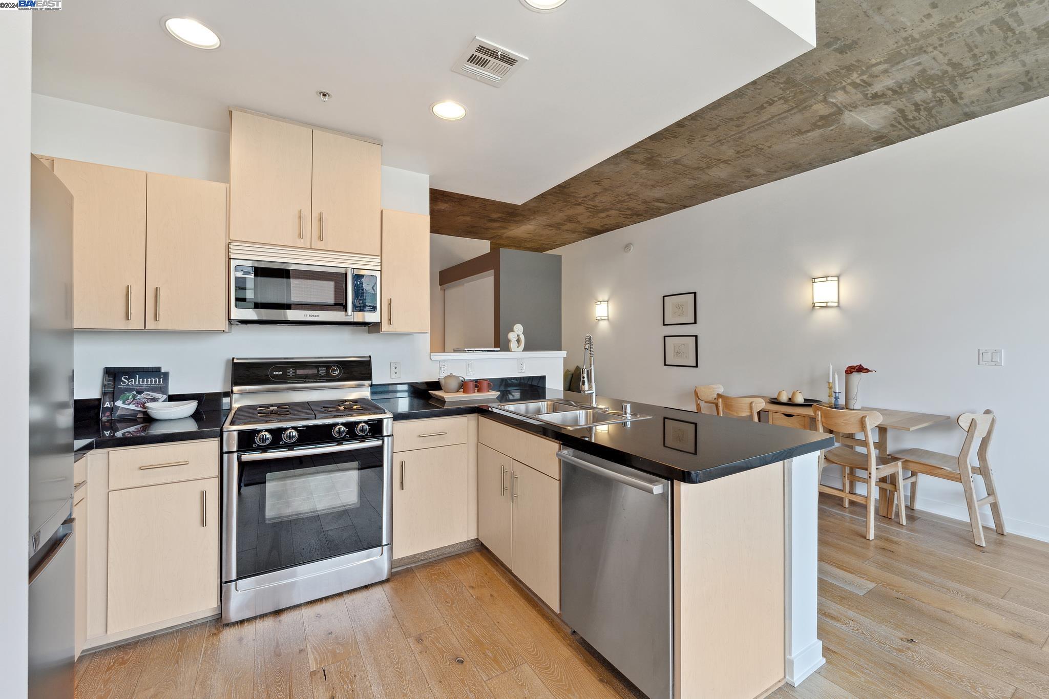 311 2nd St # 414