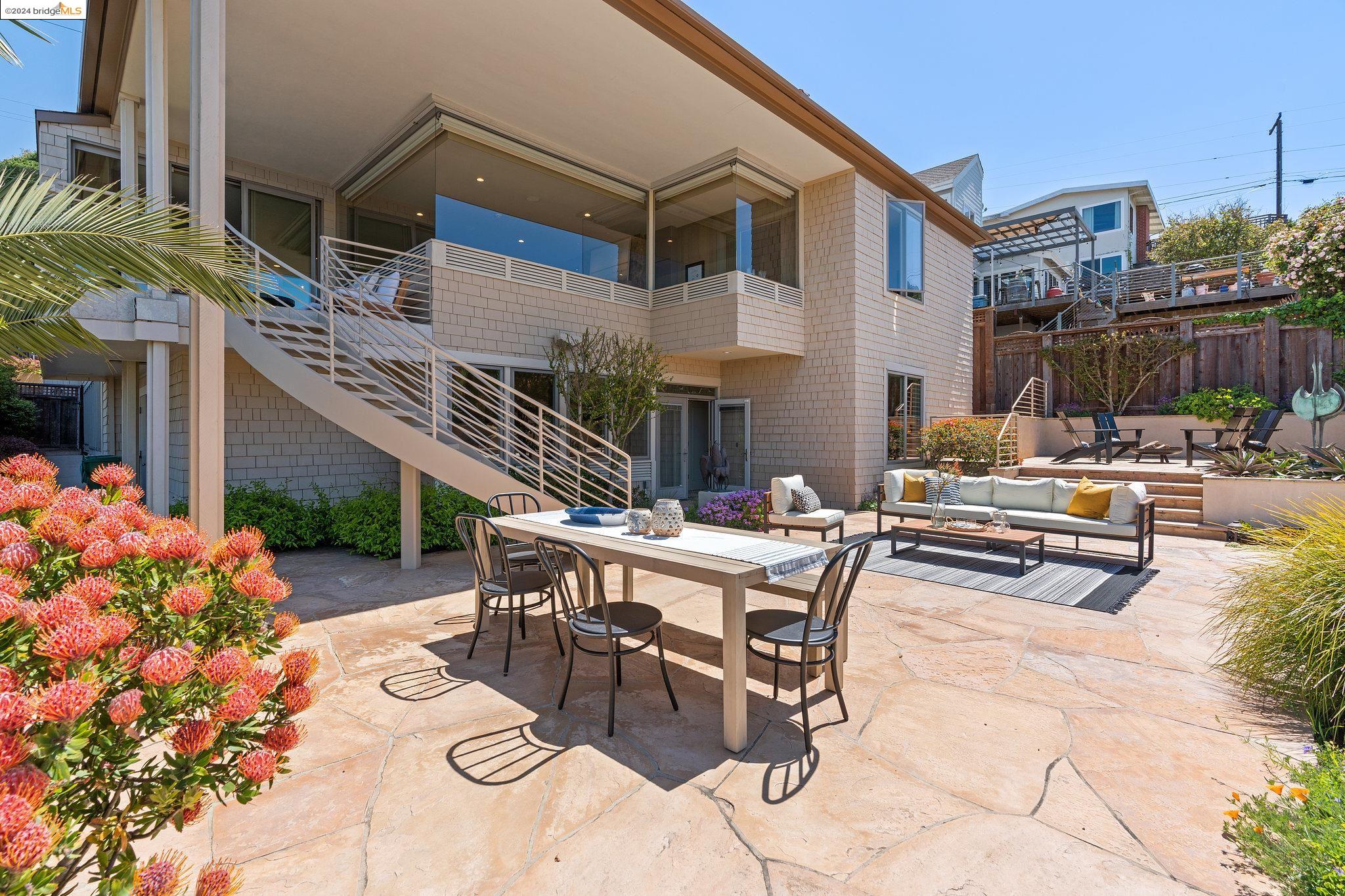 615 Western Dr