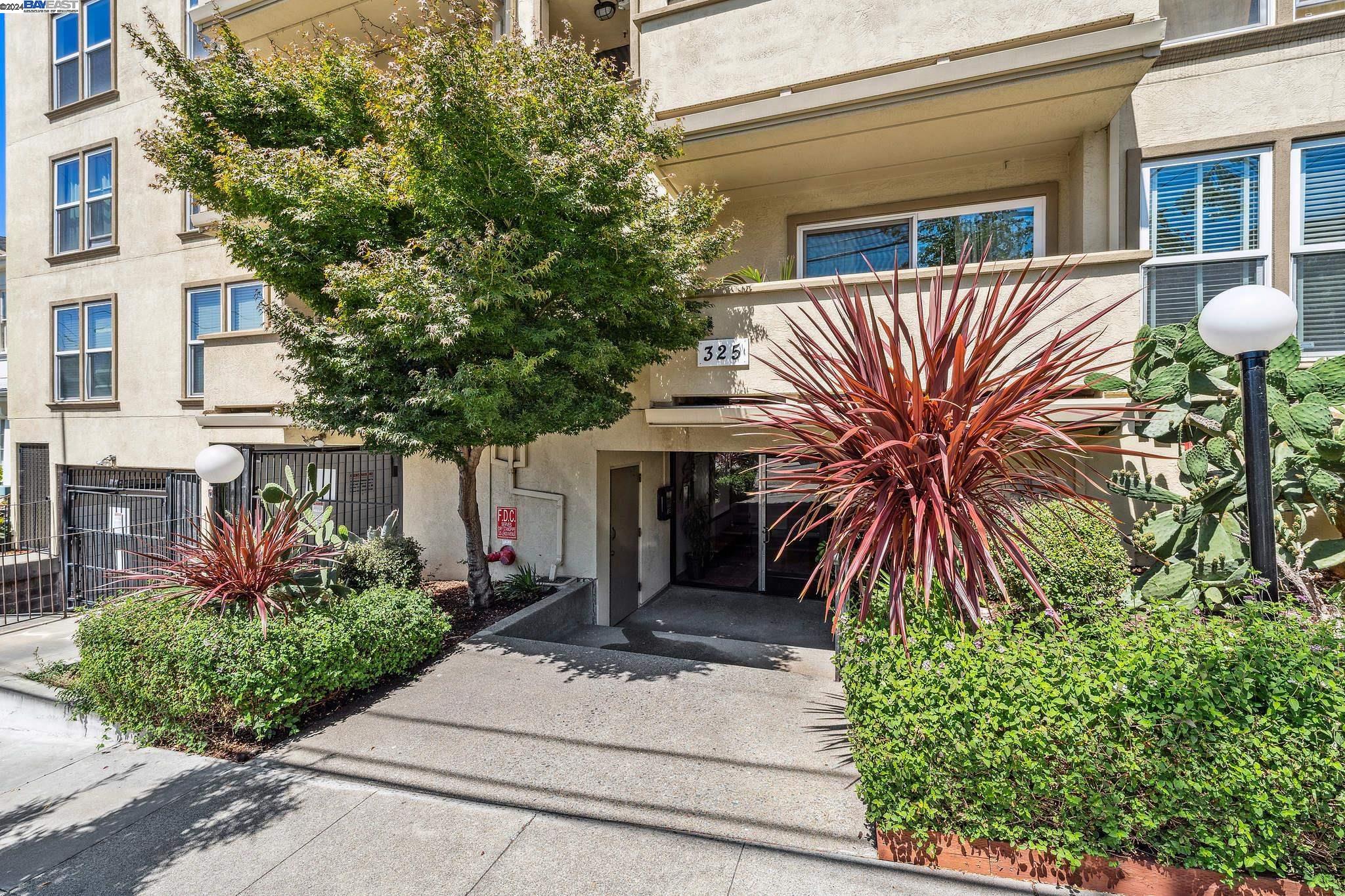 325 Lenox Ave # 102