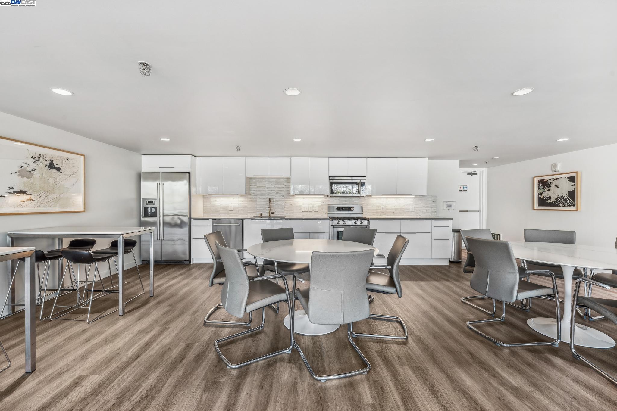 222 Broadway # 805