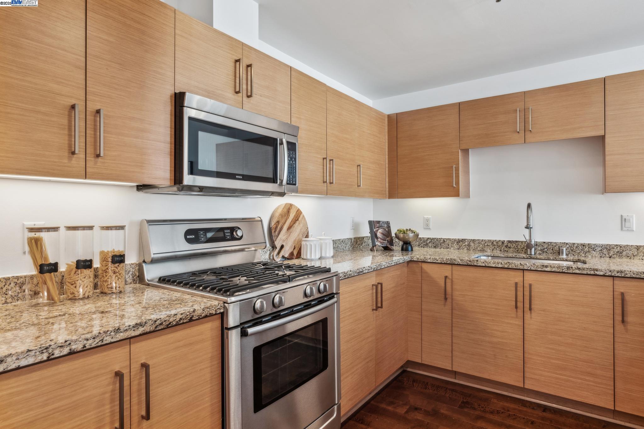 222 Broadway # 805