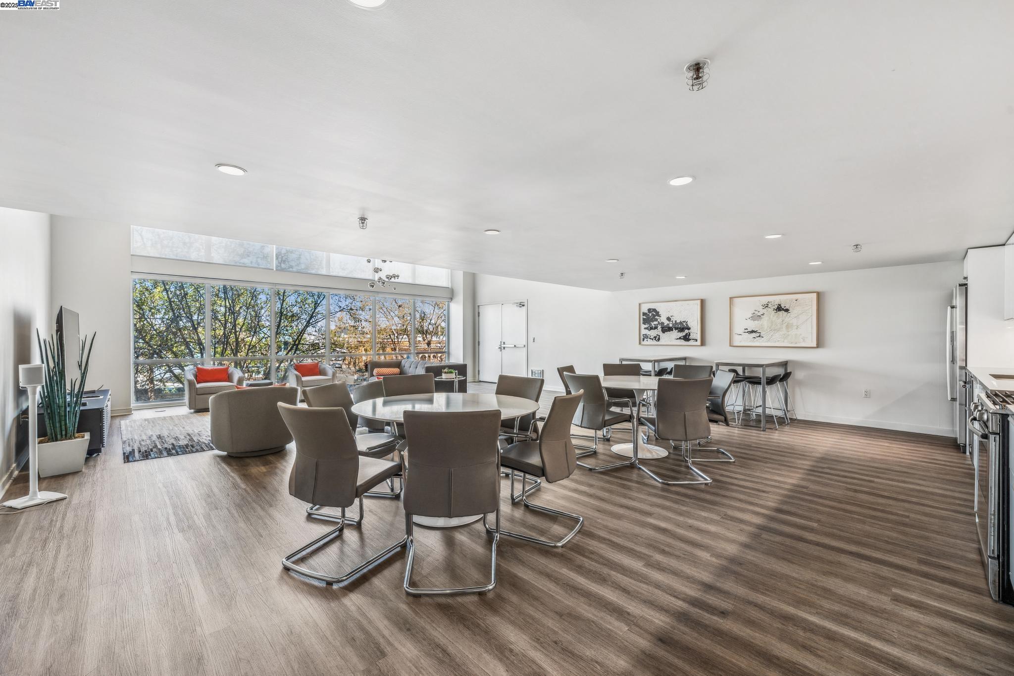 222 Broadway # 805