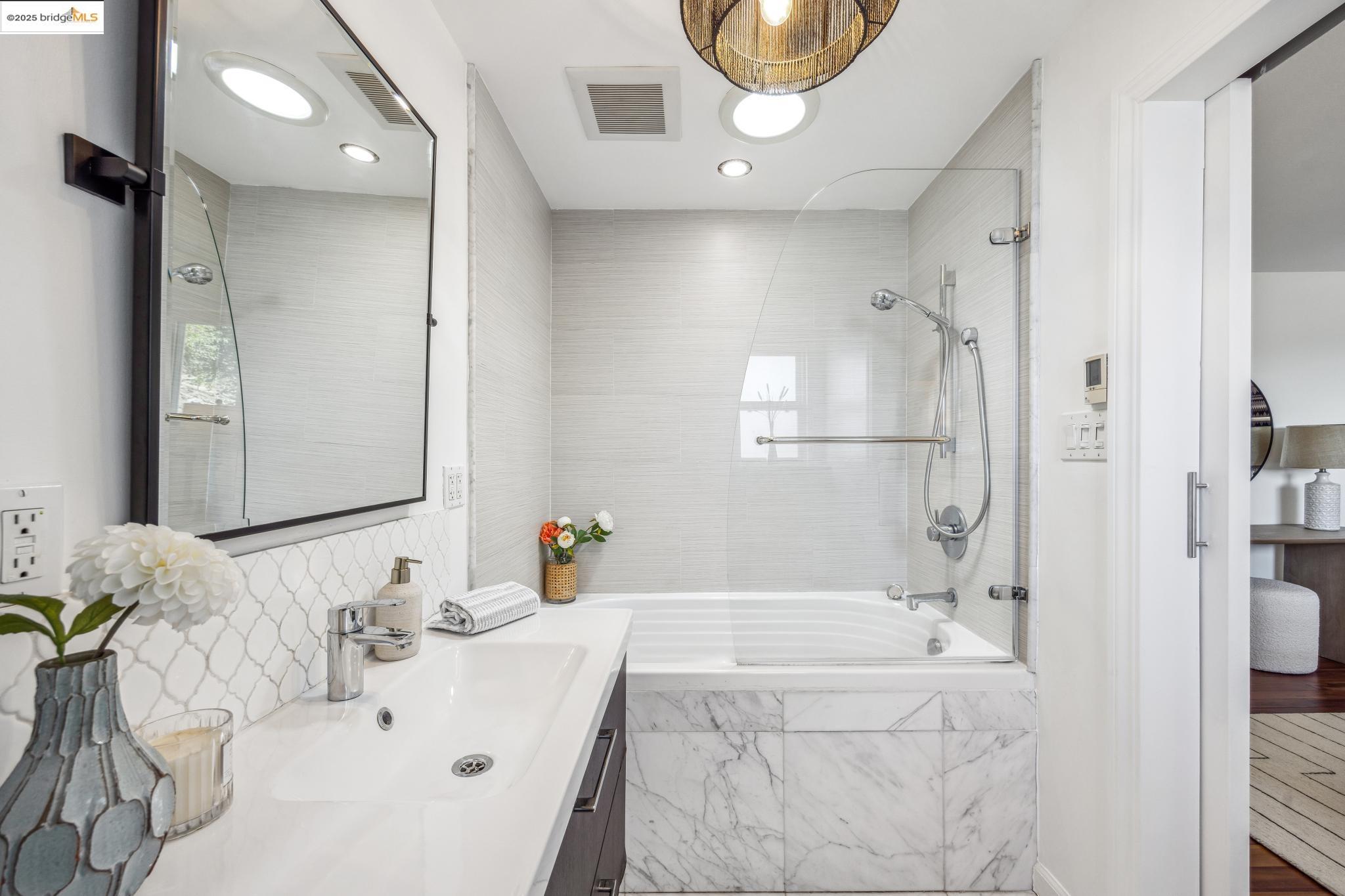 4134 Harbor View Ave