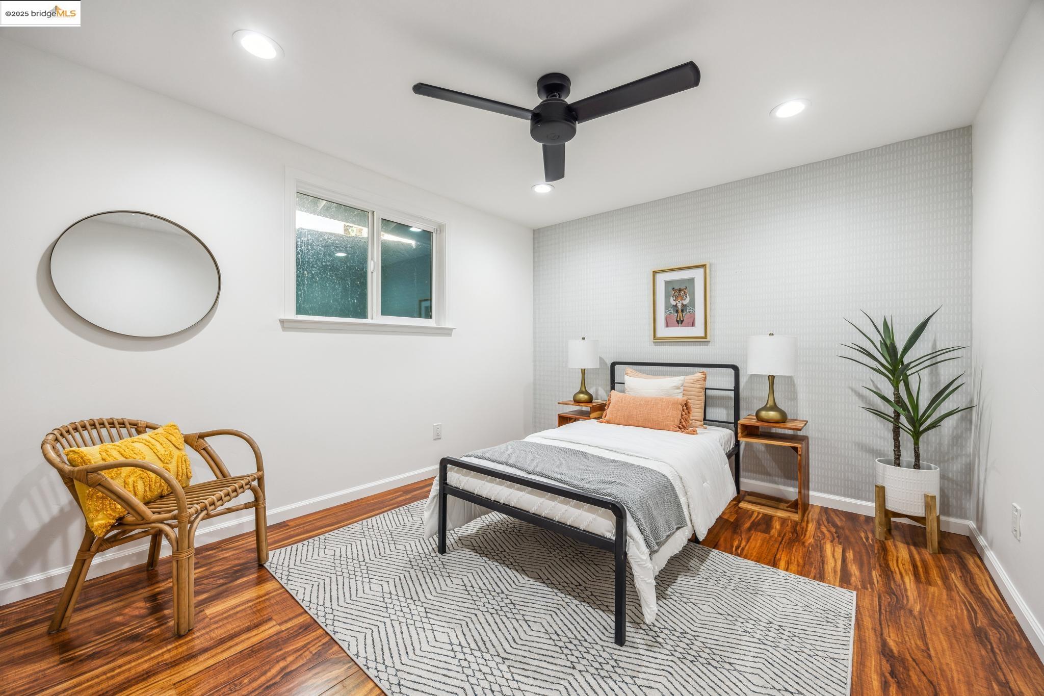 4134 Harbor View Ave