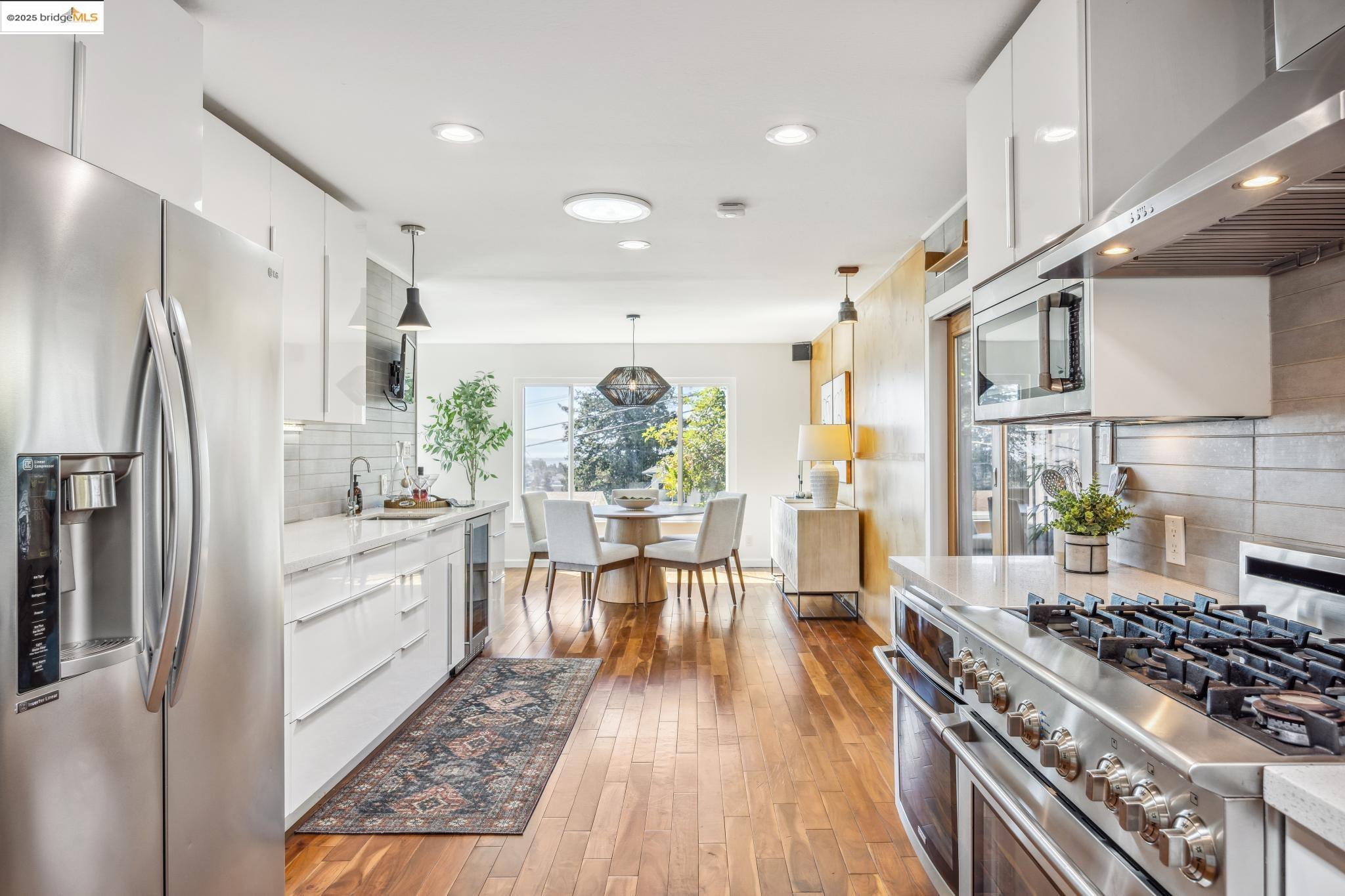 4134 Harbor View Ave