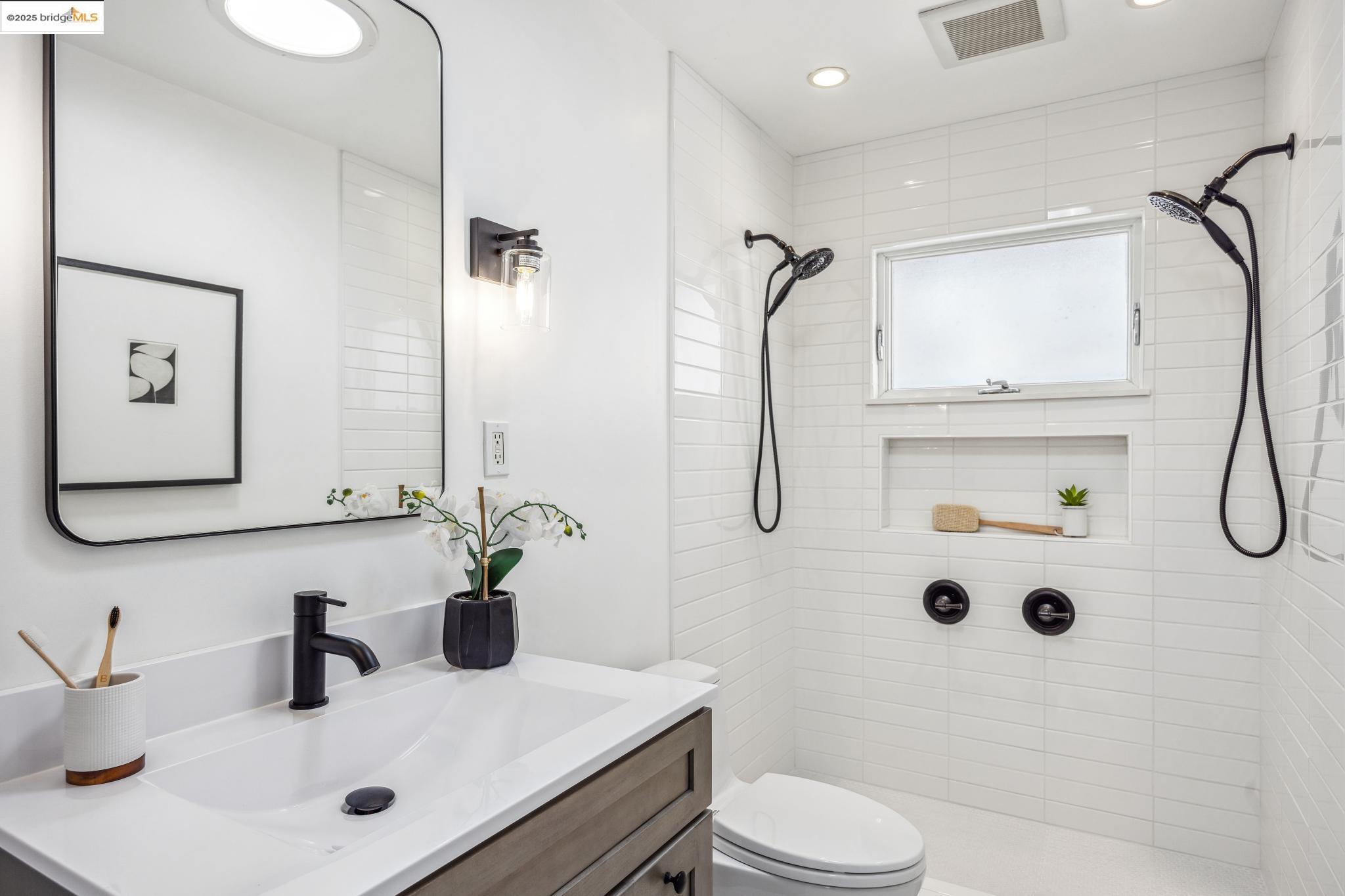 4134 Harbor View Ave