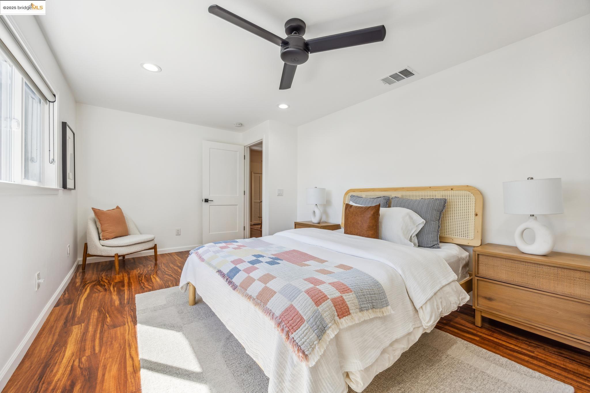 4134 Harbor View Ave