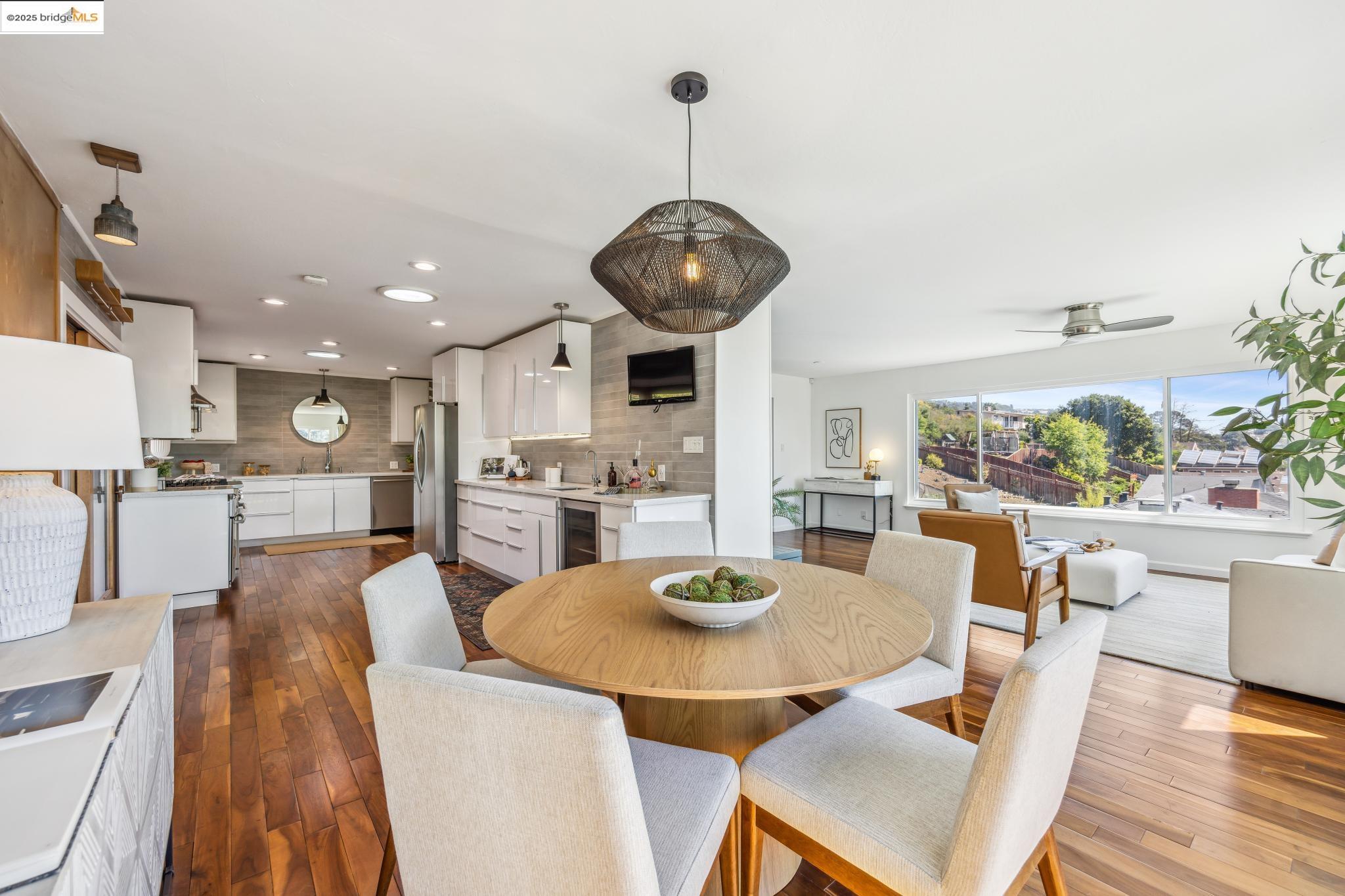 4134 Harbor View Ave