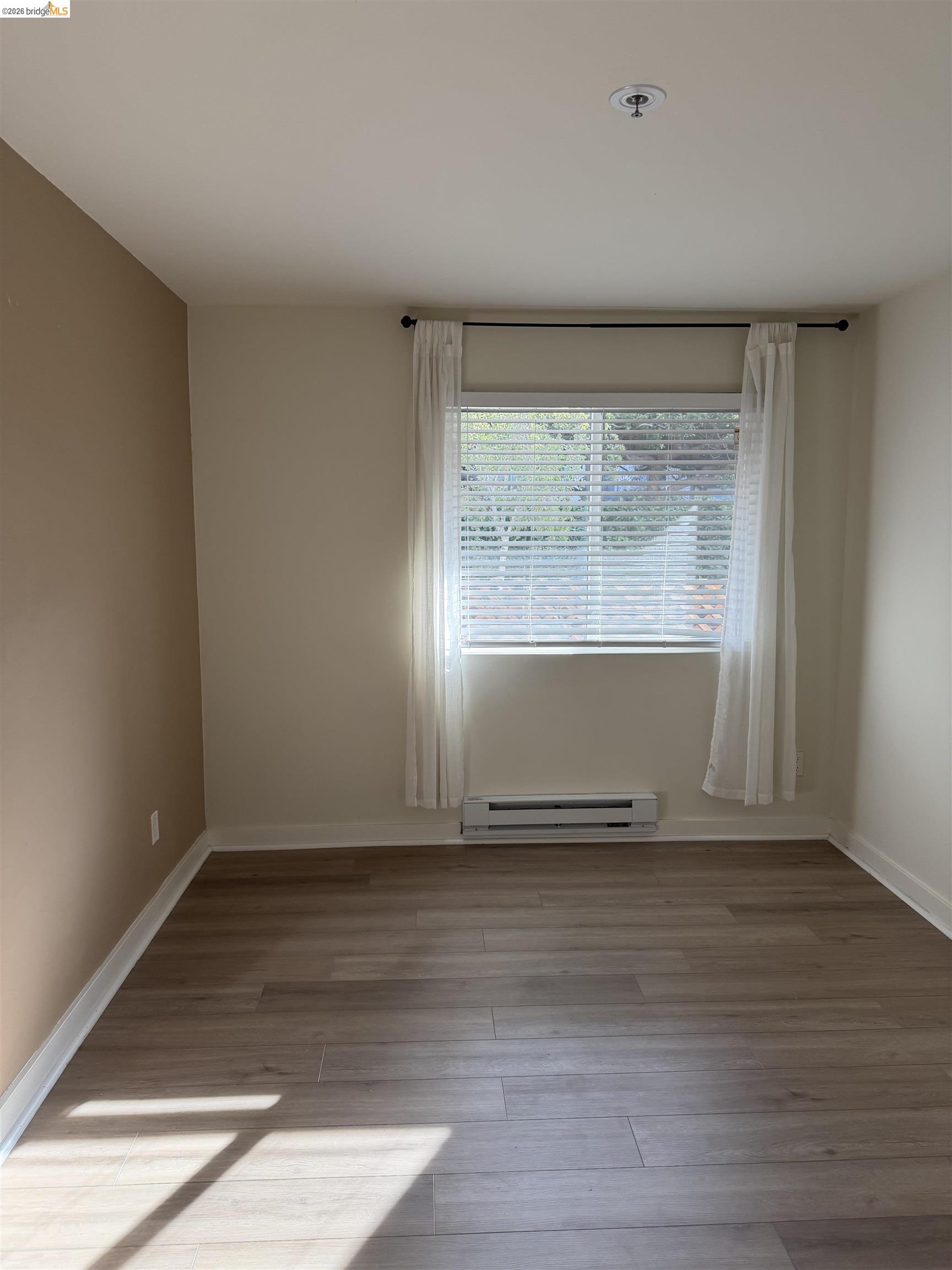 6400 Christie Ave # 4124