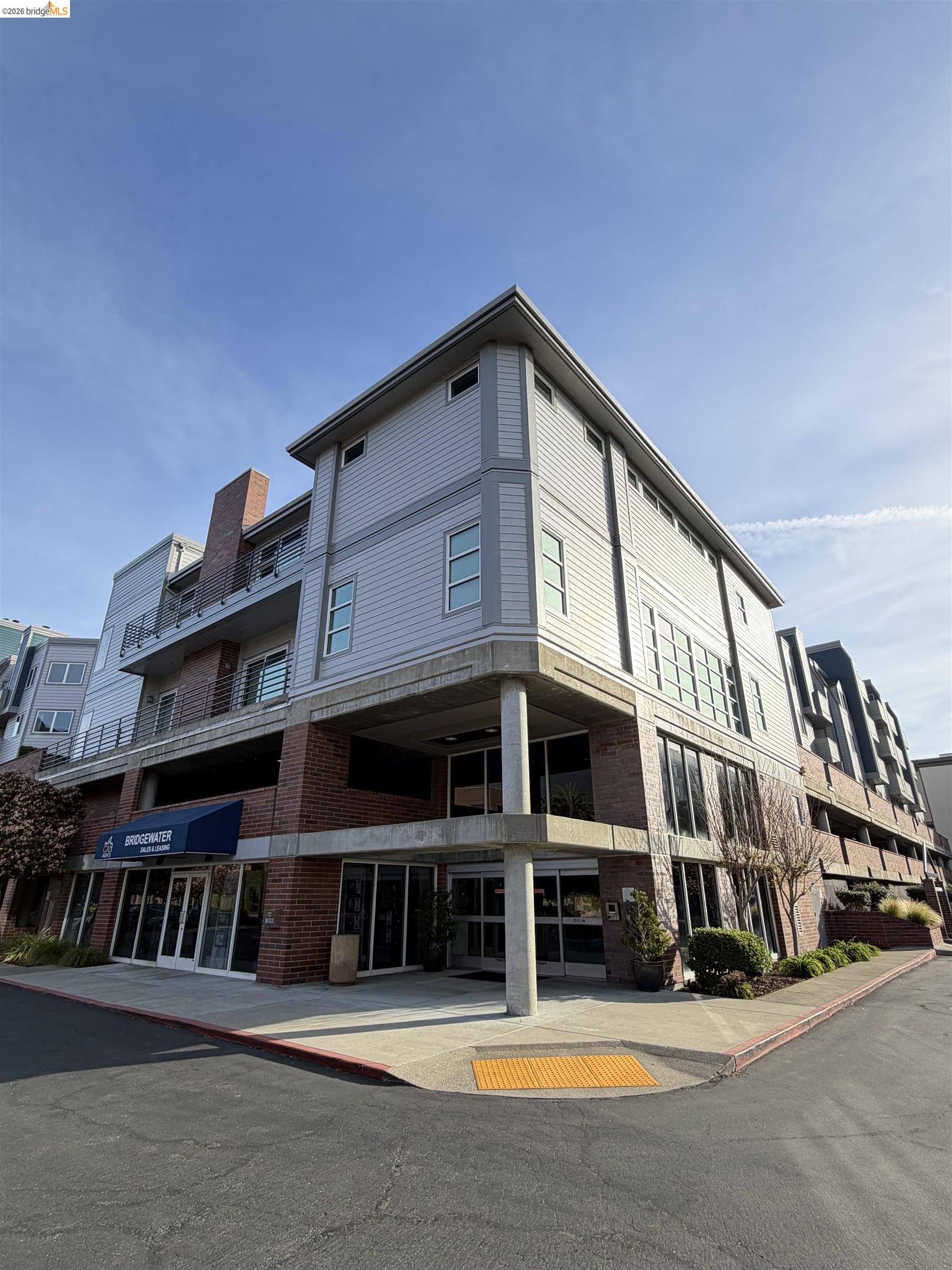 6400 Christie Ave # 4124