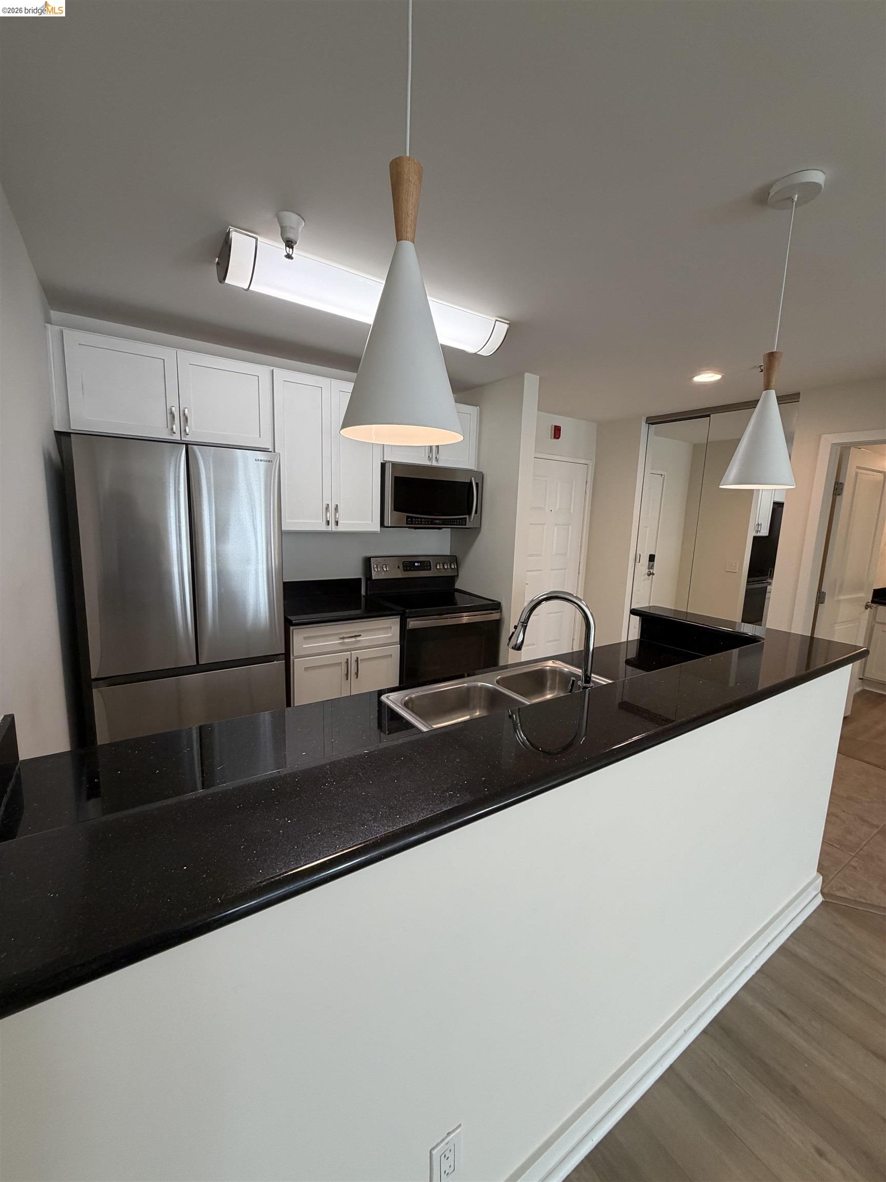 6400 Christie Ave # 4124