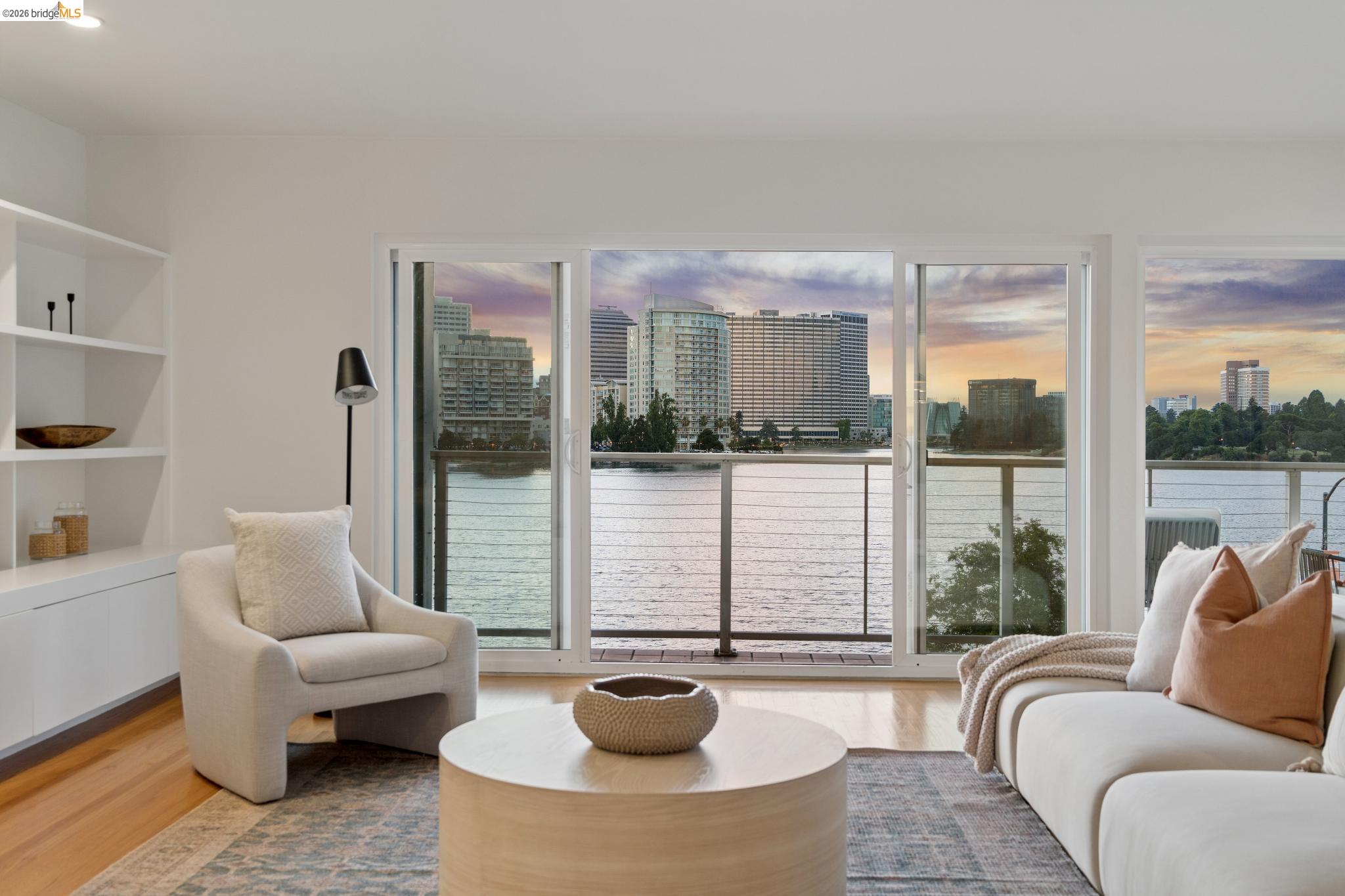 1410 Lakeshore Ave # 5