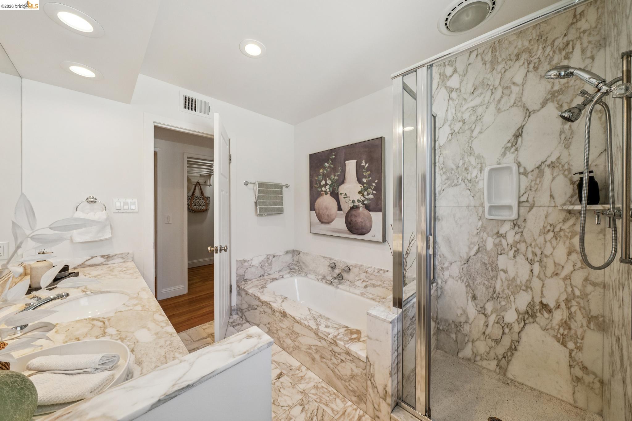 1410 Lakeshore Ave # 5