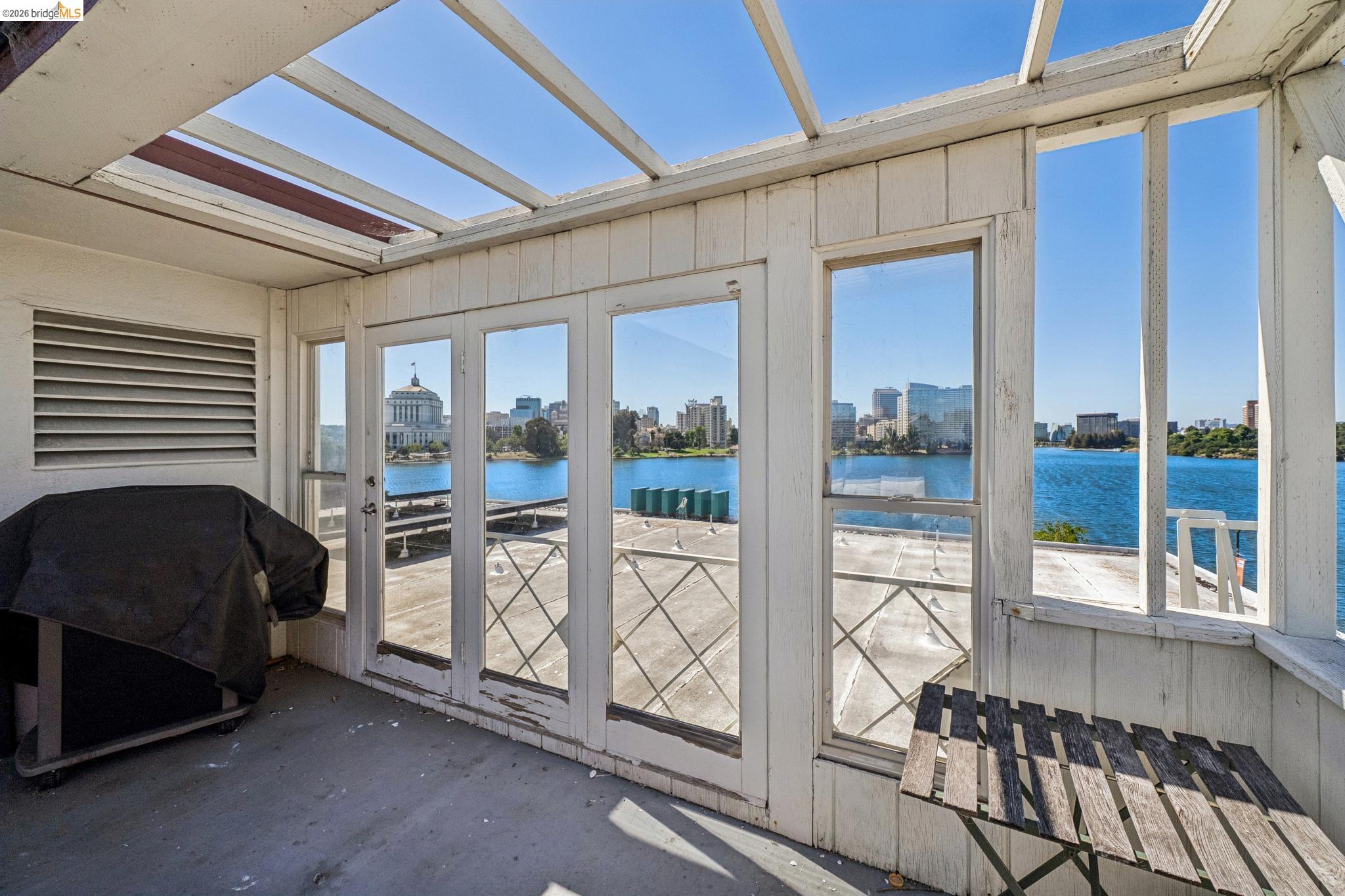 1410 Lakeshore Ave # 5
