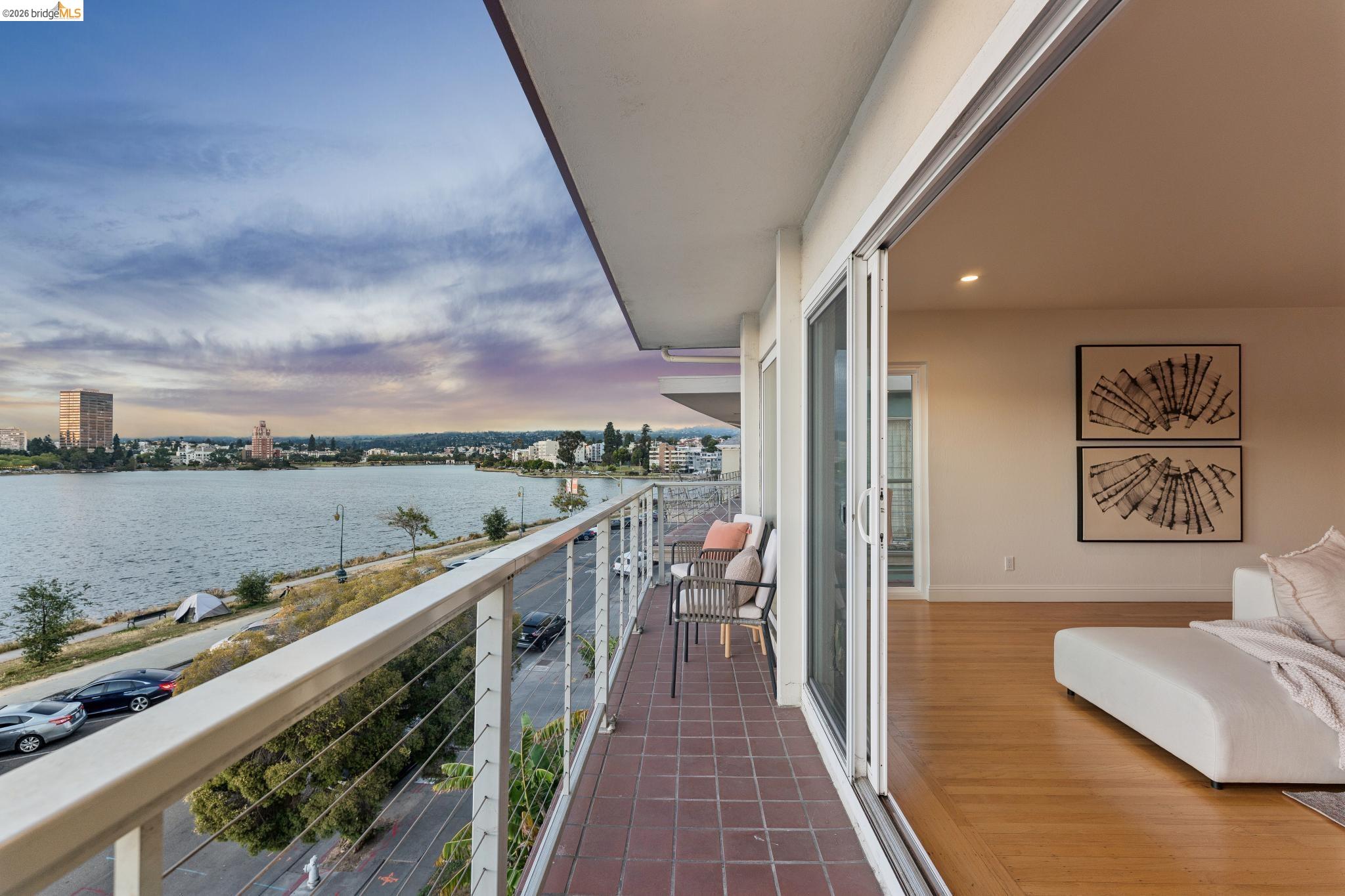 1410 Lakeshore Ave # 5