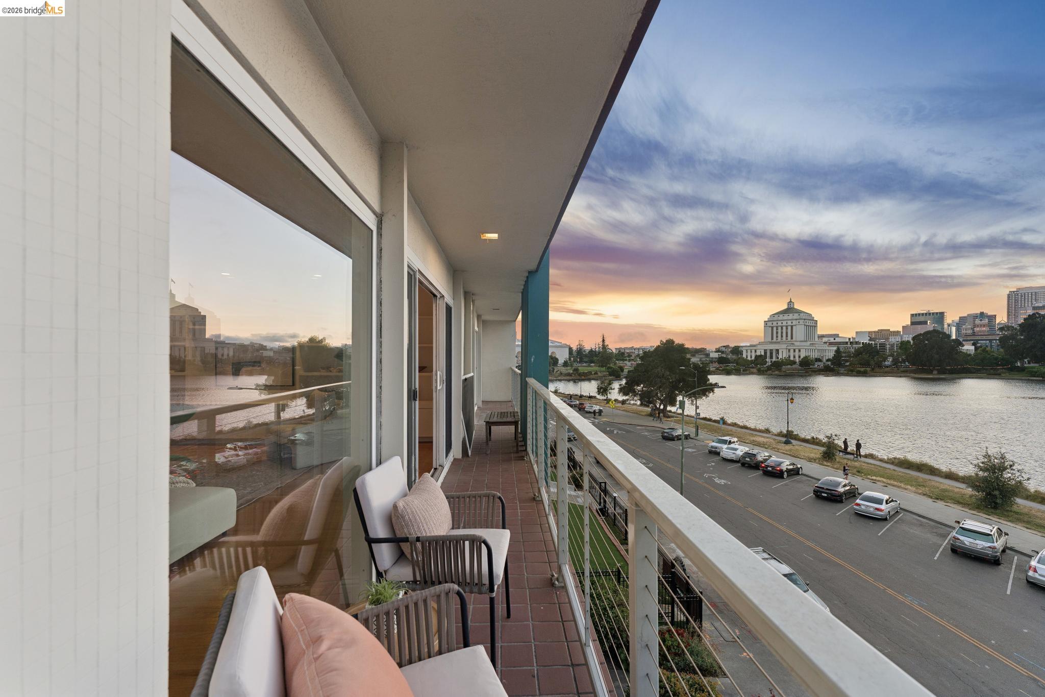 1410 Lakeshore Ave # 5