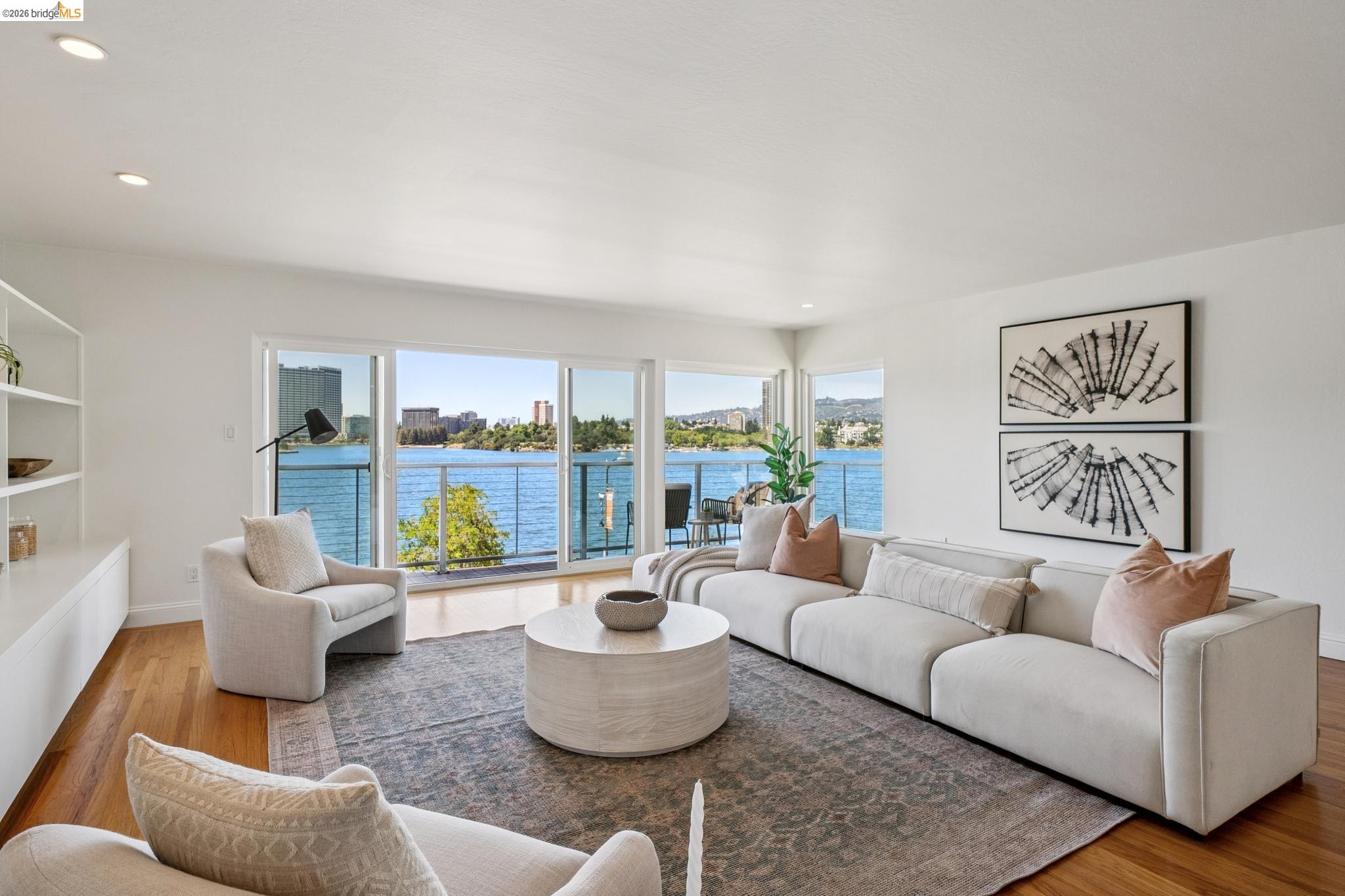 1410 Lakeshore Ave # 5