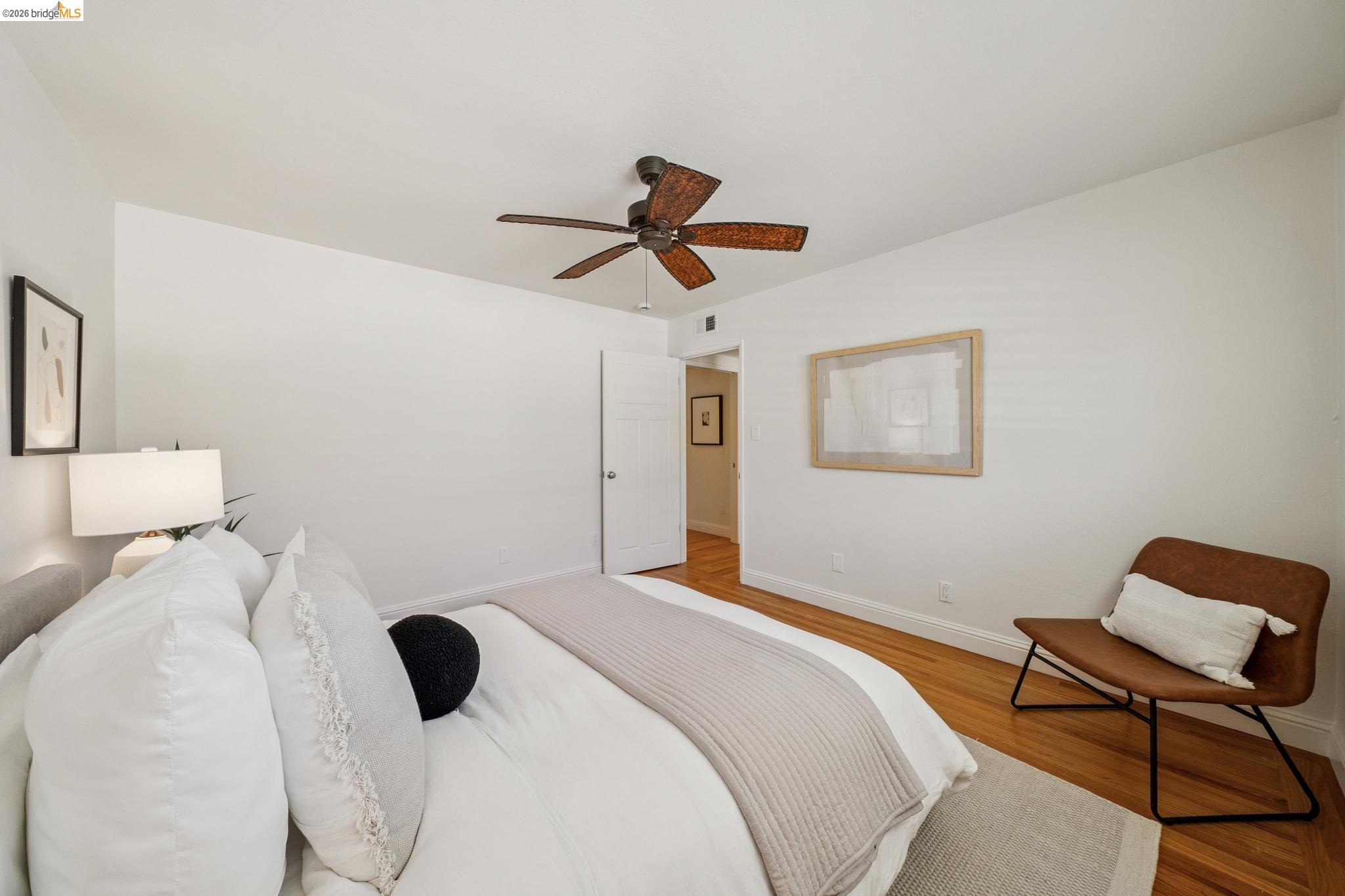 1410 Lakeshore Ave # 5