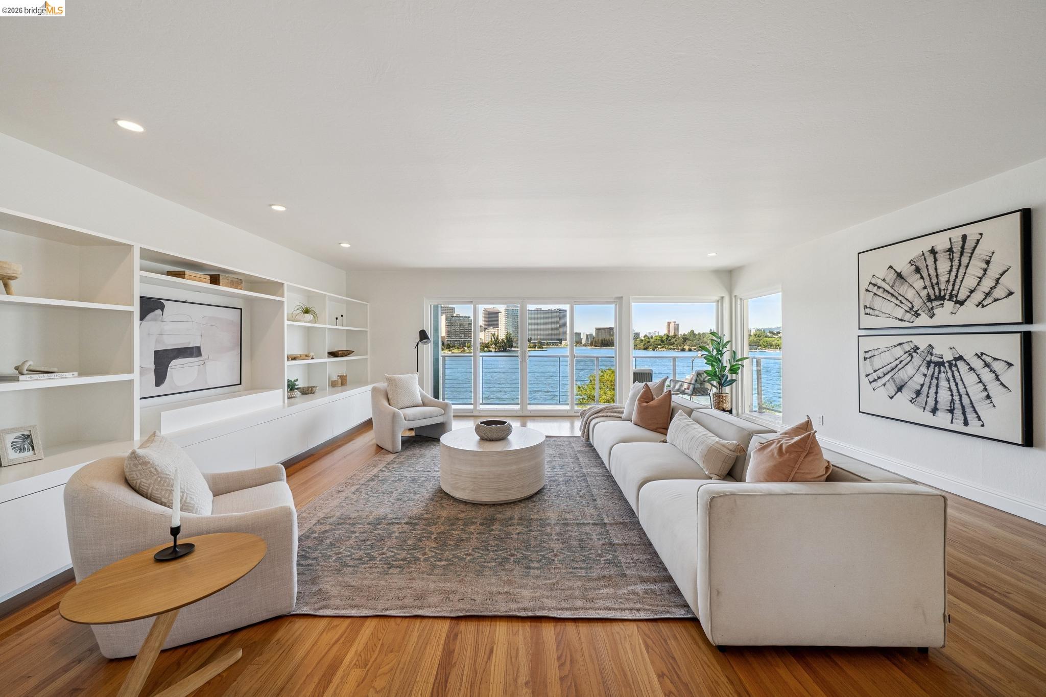 1410 Lakeshore Ave # 5