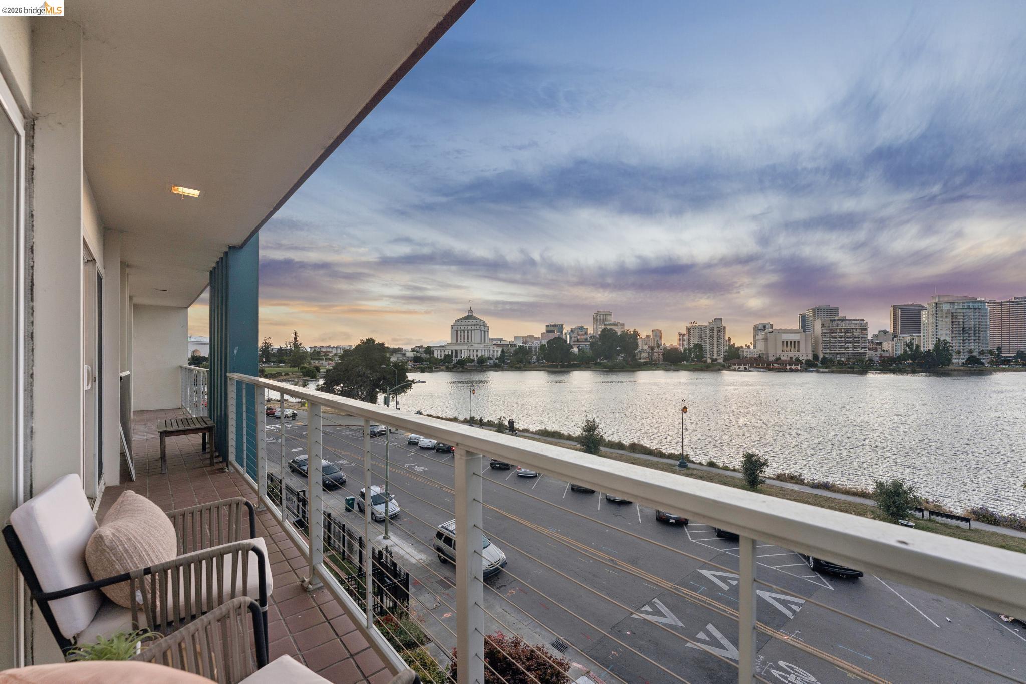 1410 Lakeshore Ave # 5