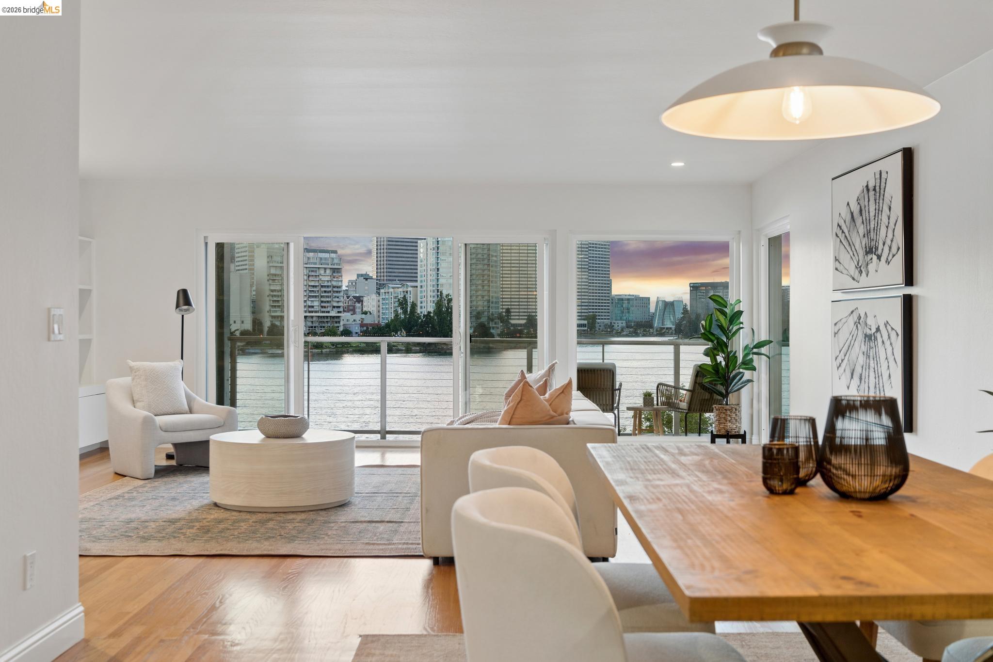 1410 Lakeshore Ave # 5