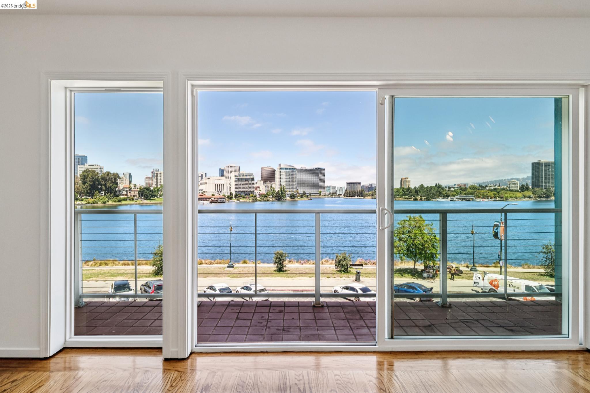 1410 Lakeshore Ave # 6