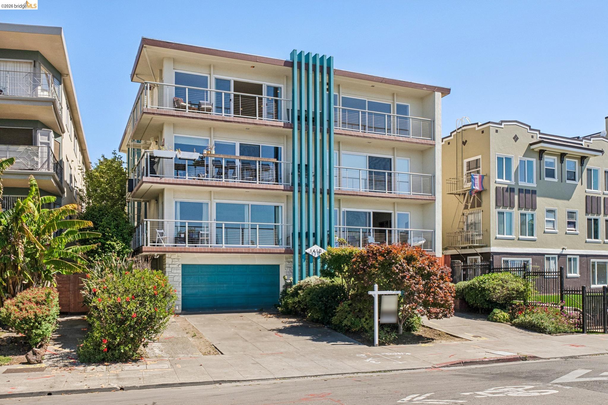1410 Lakeshore Ave # 6