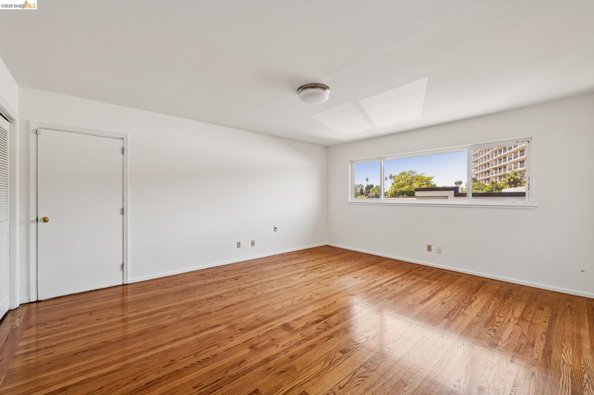 1410 Lakeshore Ave # 6
