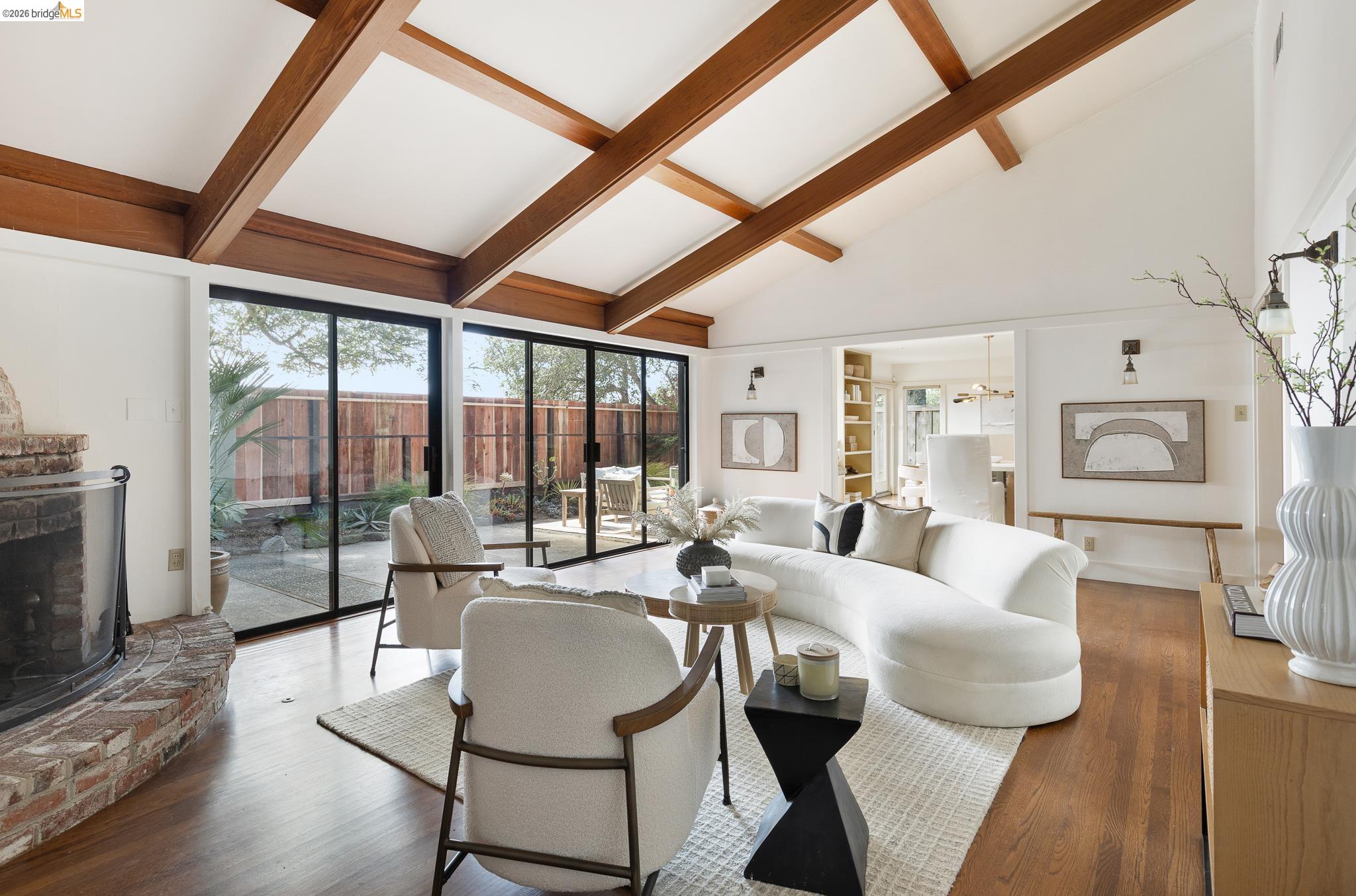 22 Kensington Ct