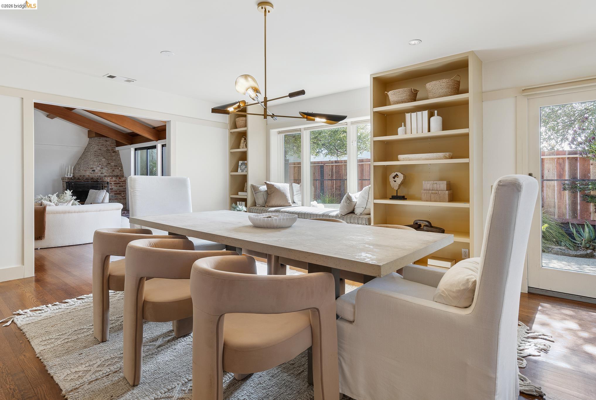 22 Kensington Ct