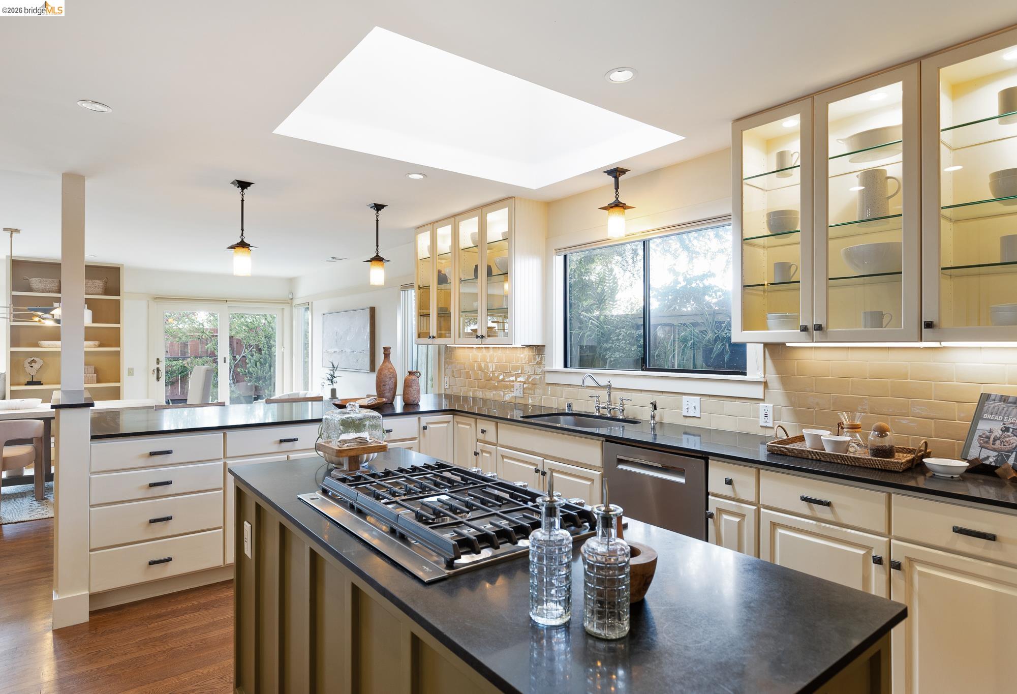 22 Kensington Ct