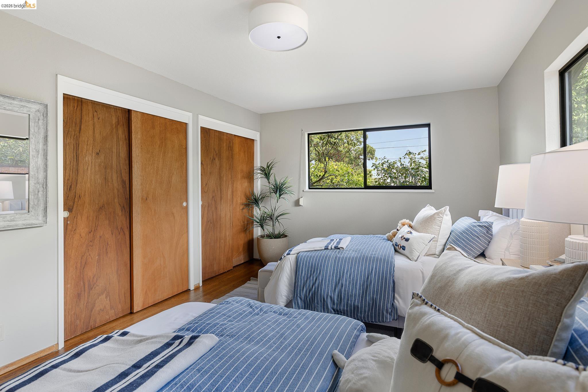 22 Kensington Ct