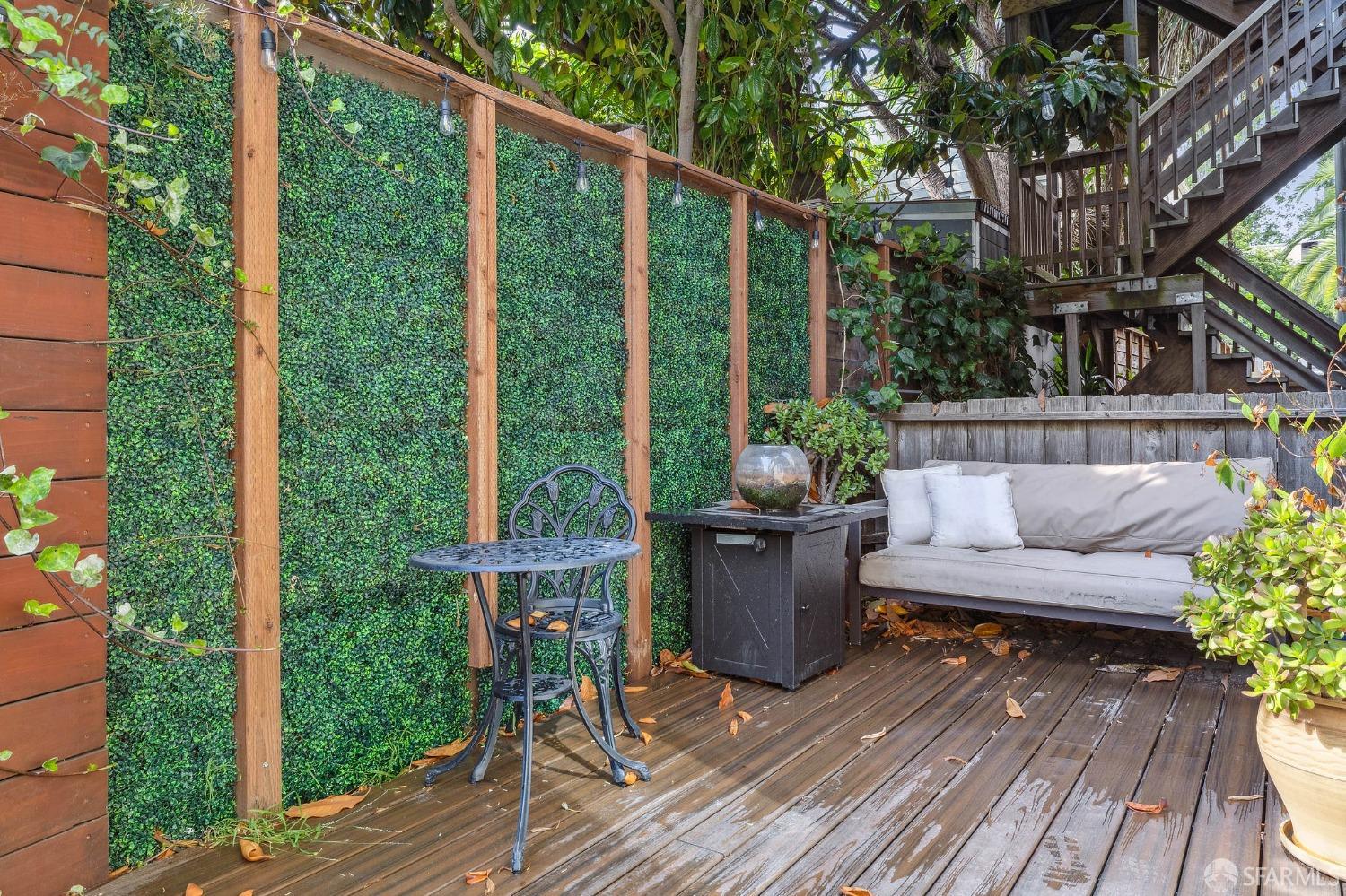 380 Dolores Street Unit: 7