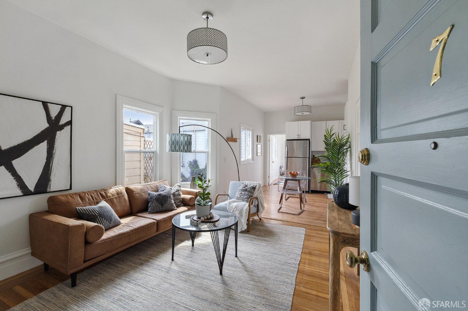 380 Dolores Street Unit: 7