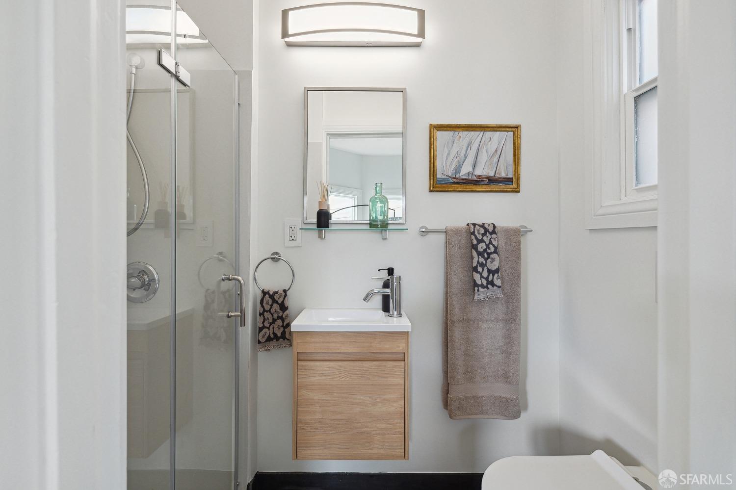 380 Dolores Street Unit: 7