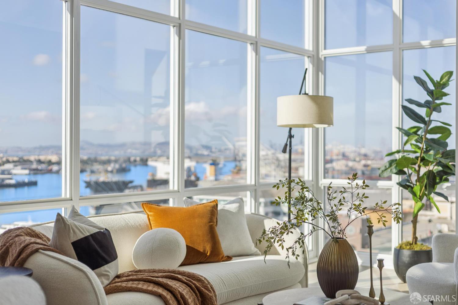 222 Broadway Avenue # 1505