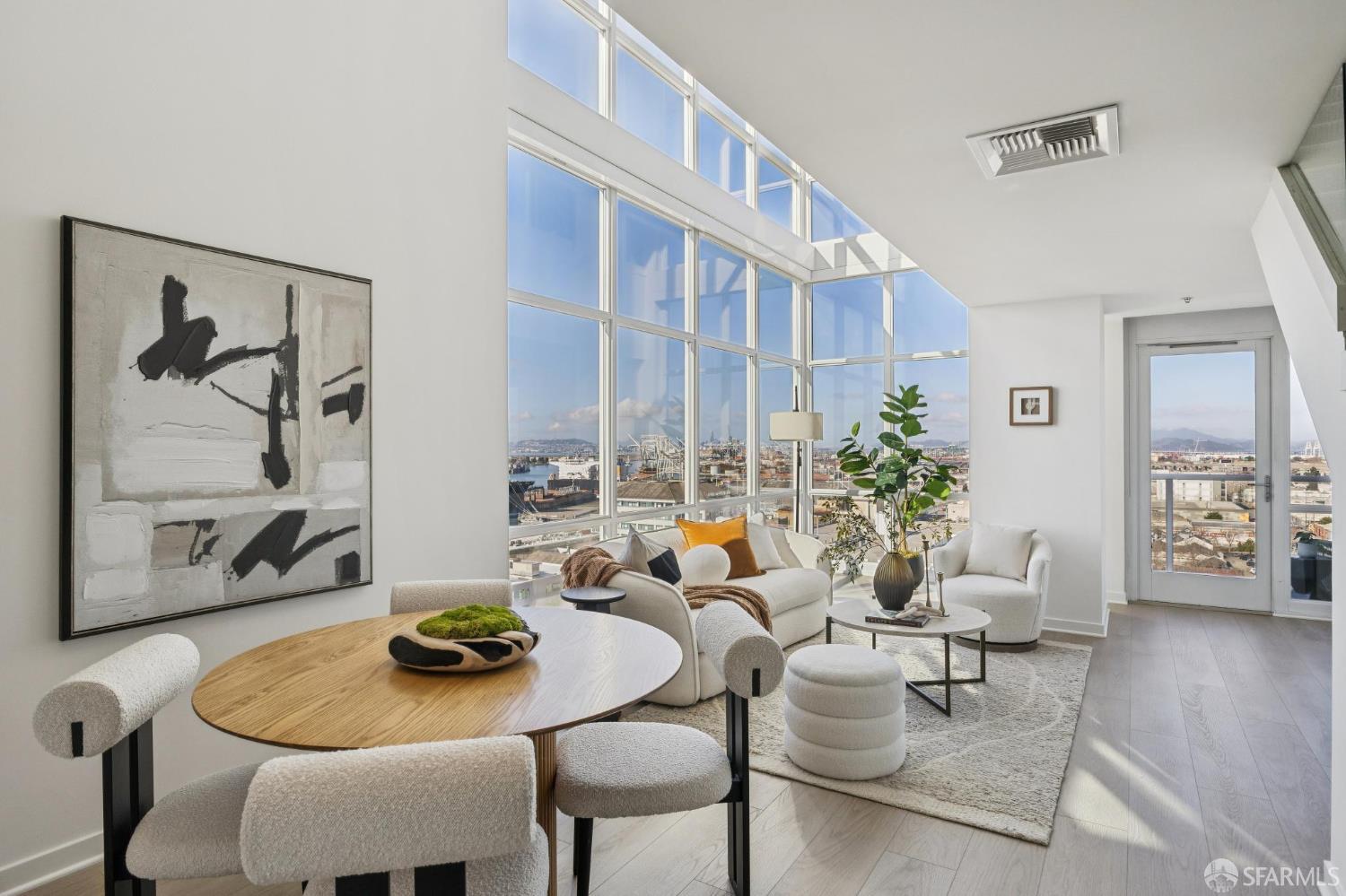 222 Broadway Avenue # 1505