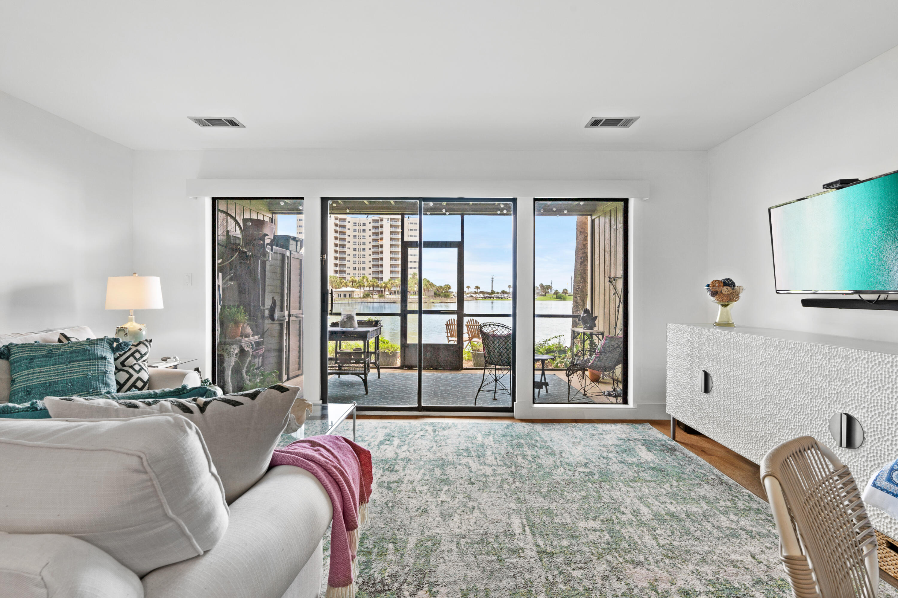 48 Stewart Lk Cove, UNIT 194